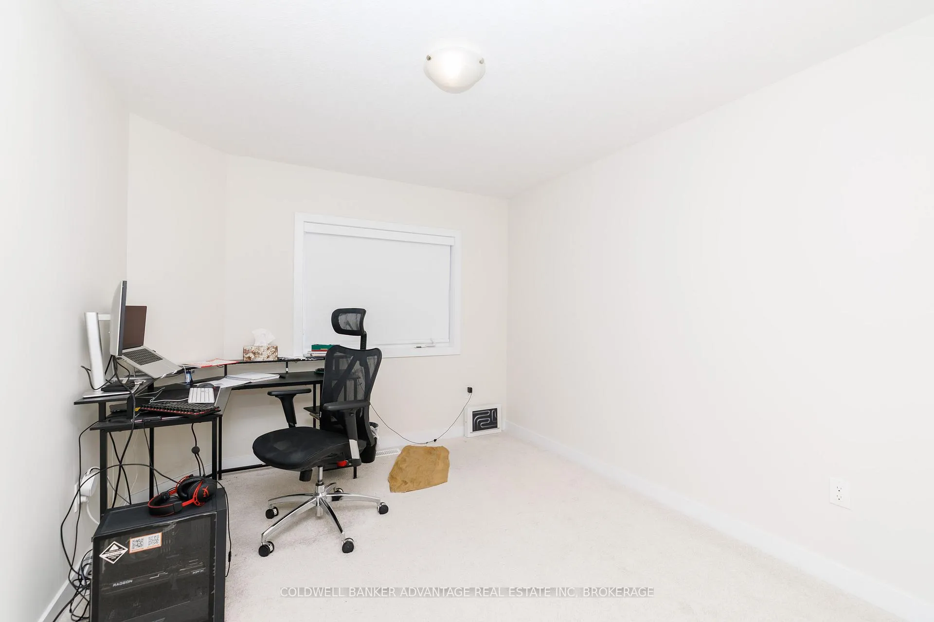 Photo 13 of 55 Rowlock Street, Welland, Dain City — HOMEH