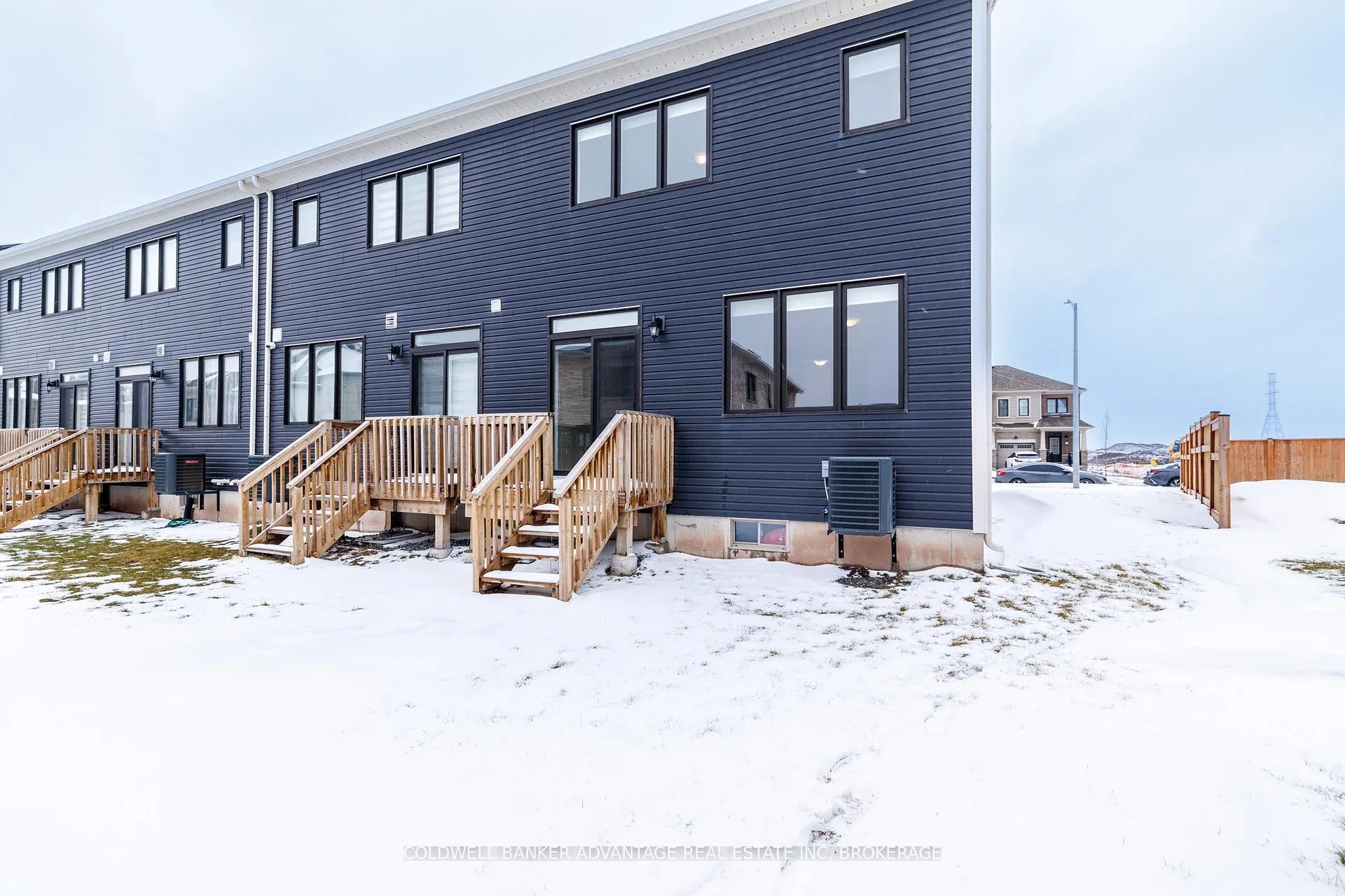Photo 31 of 55 Rowlock Street, Welland, Dain City — HOMEH