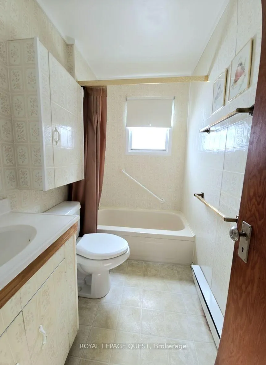 Photo 10 of 246 Albert Street W, Tay, Victoria Harbour — HOMEH