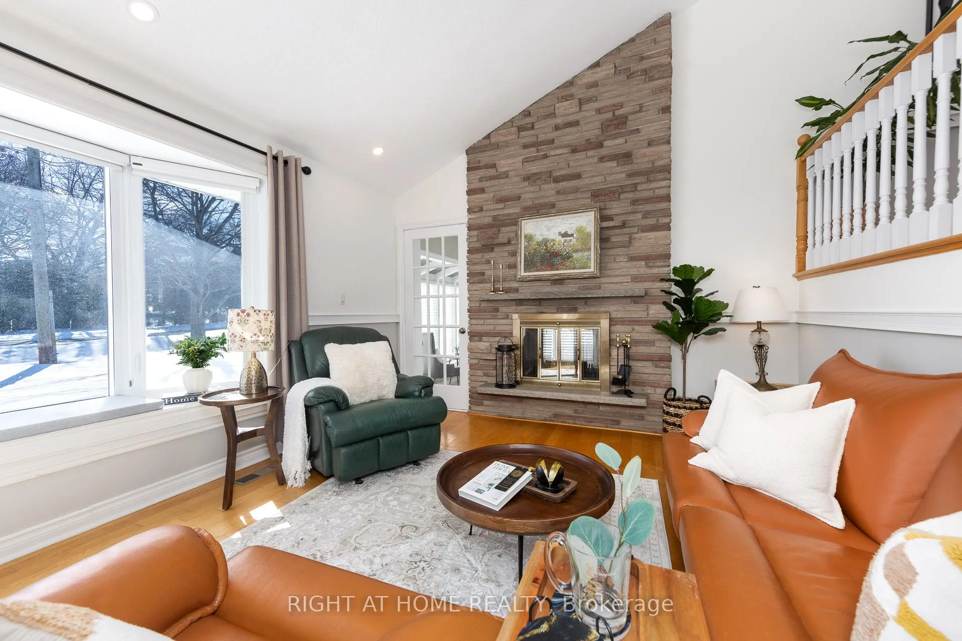 Photo 7 of 6 Fairhaven Drive, Etobicoke, Kingsview Village-The Westway — HOMEH