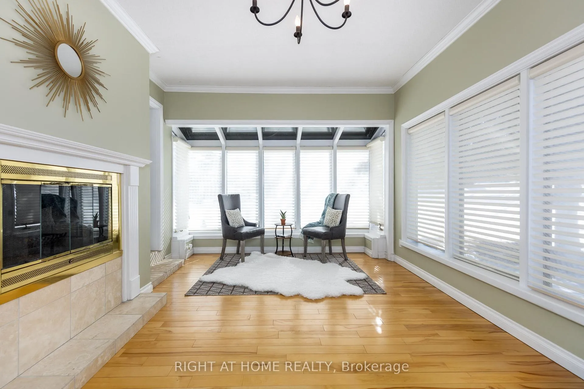 Photo 10 of 6 Fairhaven Drive, Etobicoke, Kingsview Village-The Westway — HOMEH