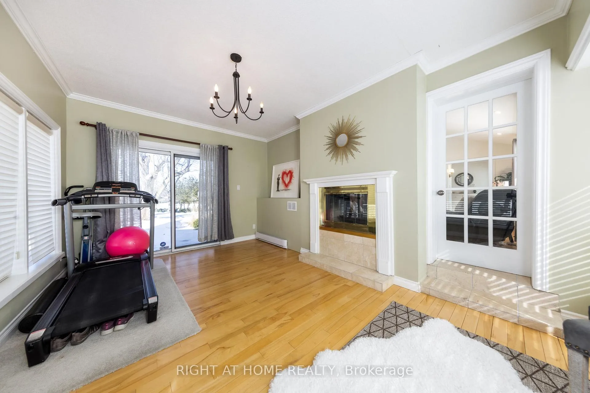 Photo 11 of 6 Fairhaven Drive, Etobicoke, Kingsview Village-The Westway — HOMEH