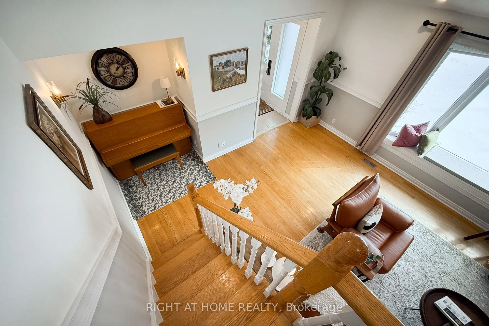 Photo 12 of 6 Fairhaven Drive, Etobicoke, Kingsview Village-The Westway — HOMEH
