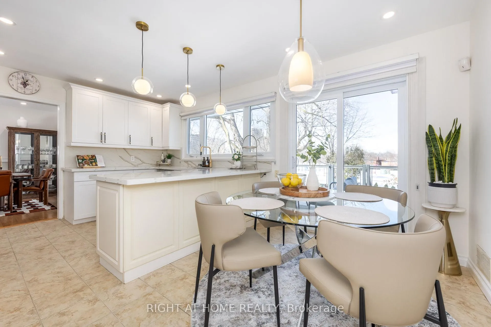 Photo 17 of 6 Fairhaven Drive, Etobicoke, Kingsview Village-The Westway — HOMEH