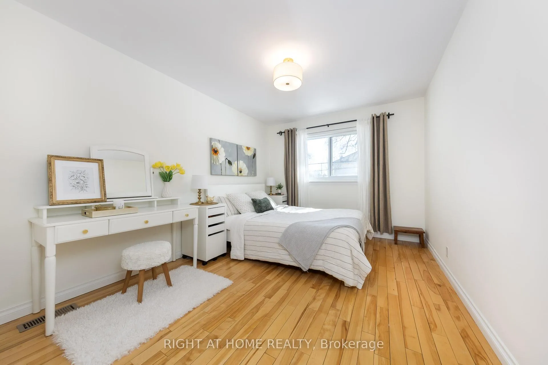 Photo 29 of 6 Fairhaven Drive, Etobicoke, Kingsview Village-The Westway — HOMEH