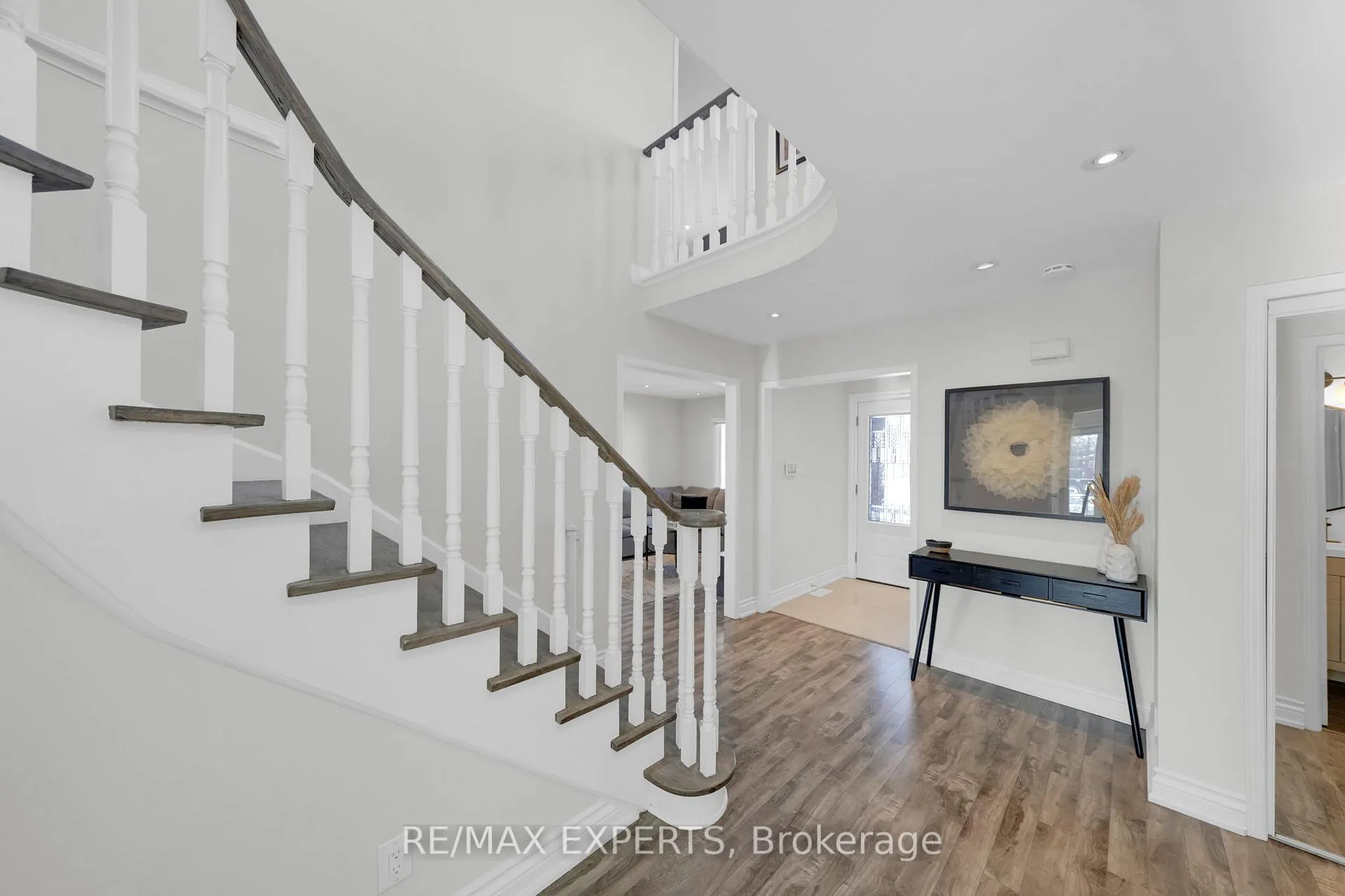 Photo 18 of 11 De Rose Avenue, Caledon, Bolton West — HOMEH