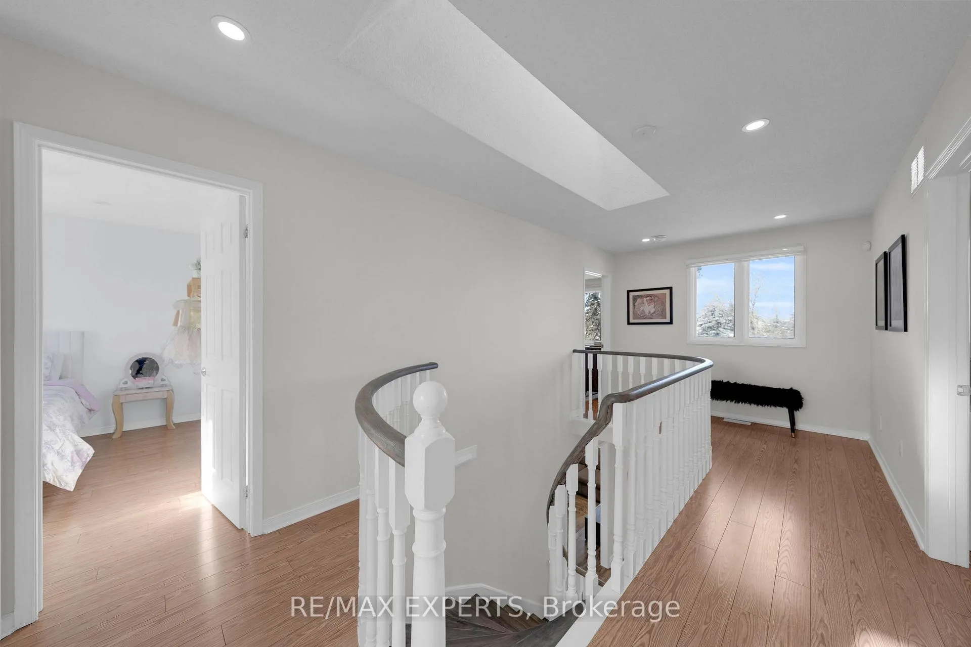 Photo 20 of 11 De Rose Avenue, Caledon, Bolton West — HOMEH