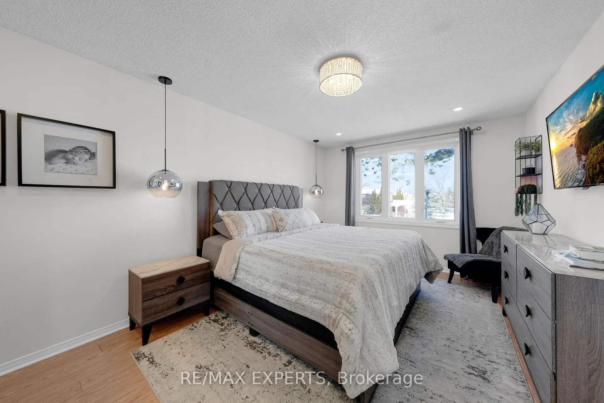 Photo 21 of 11 De Rose Avenue, Caledon, Bolton West — HOMEH