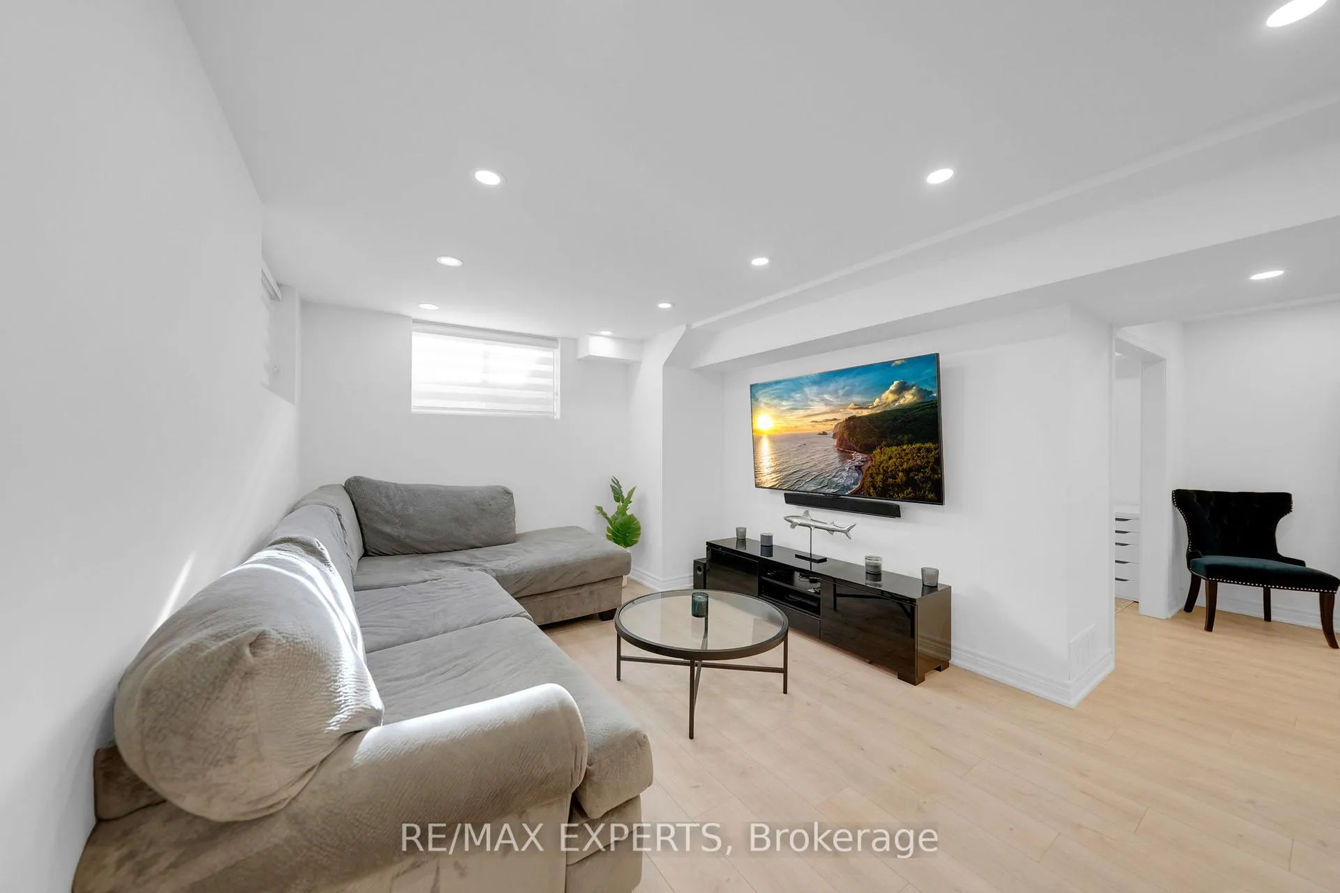Photo 36 of 11 De Rose Avenue, Caledon, Bolton West — HOMEH