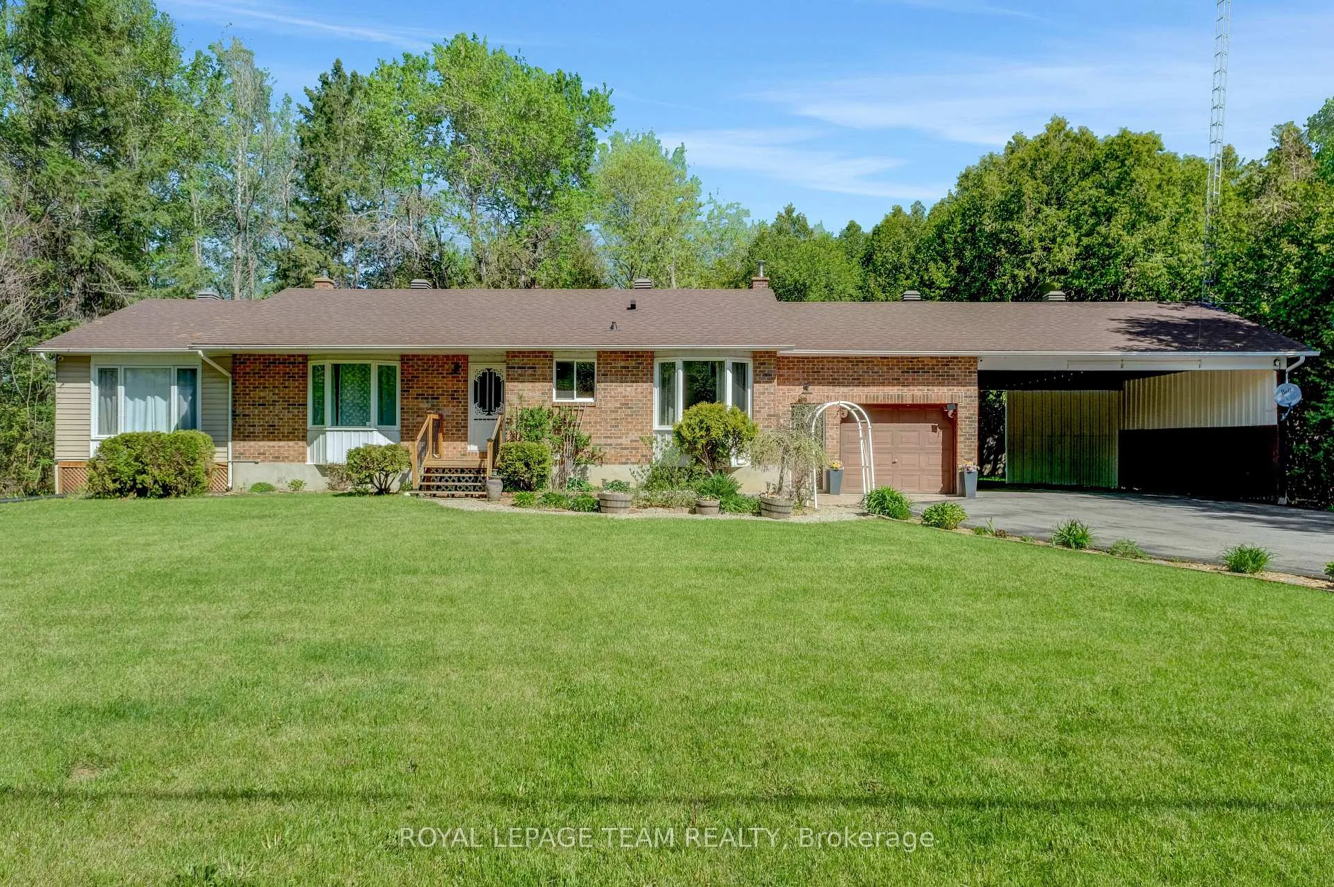 Front of 13025 Mackenzie Road