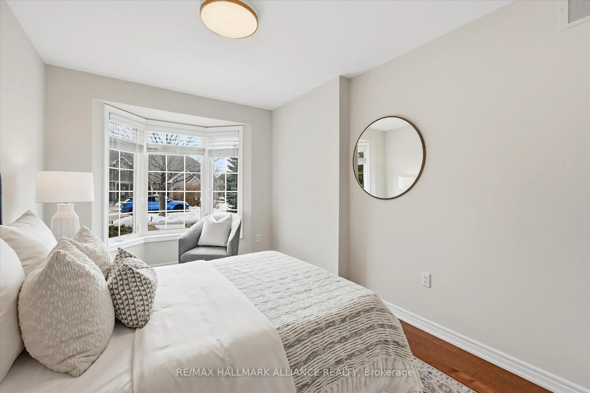 Photo 6 of Unit 12, 1275 Stephenson Drive, Burlington, Brant — HOMEH
