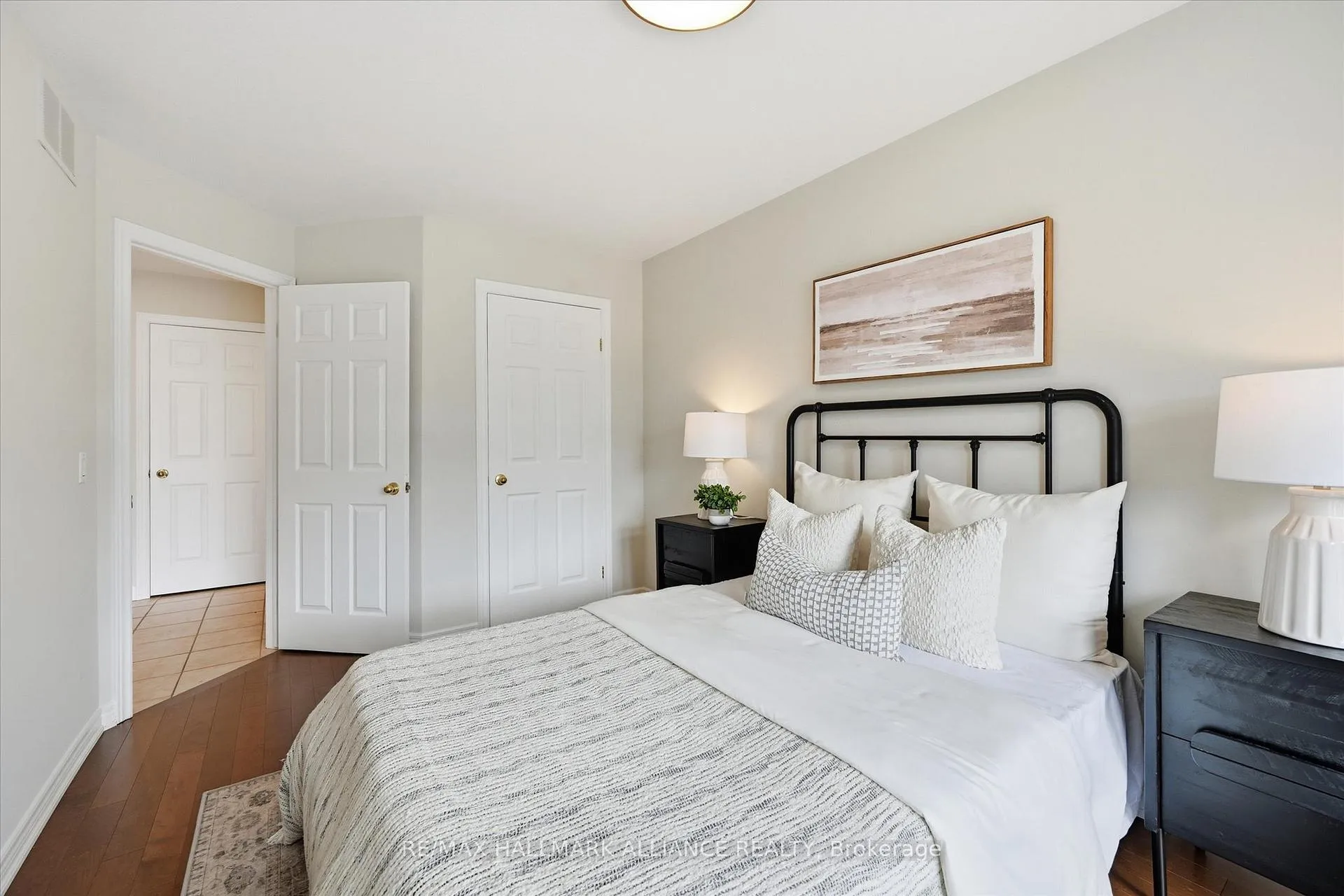 Photo 7 of Unit 12, 1275 Stephenson Drive, Burlington, Brant — HOMEH