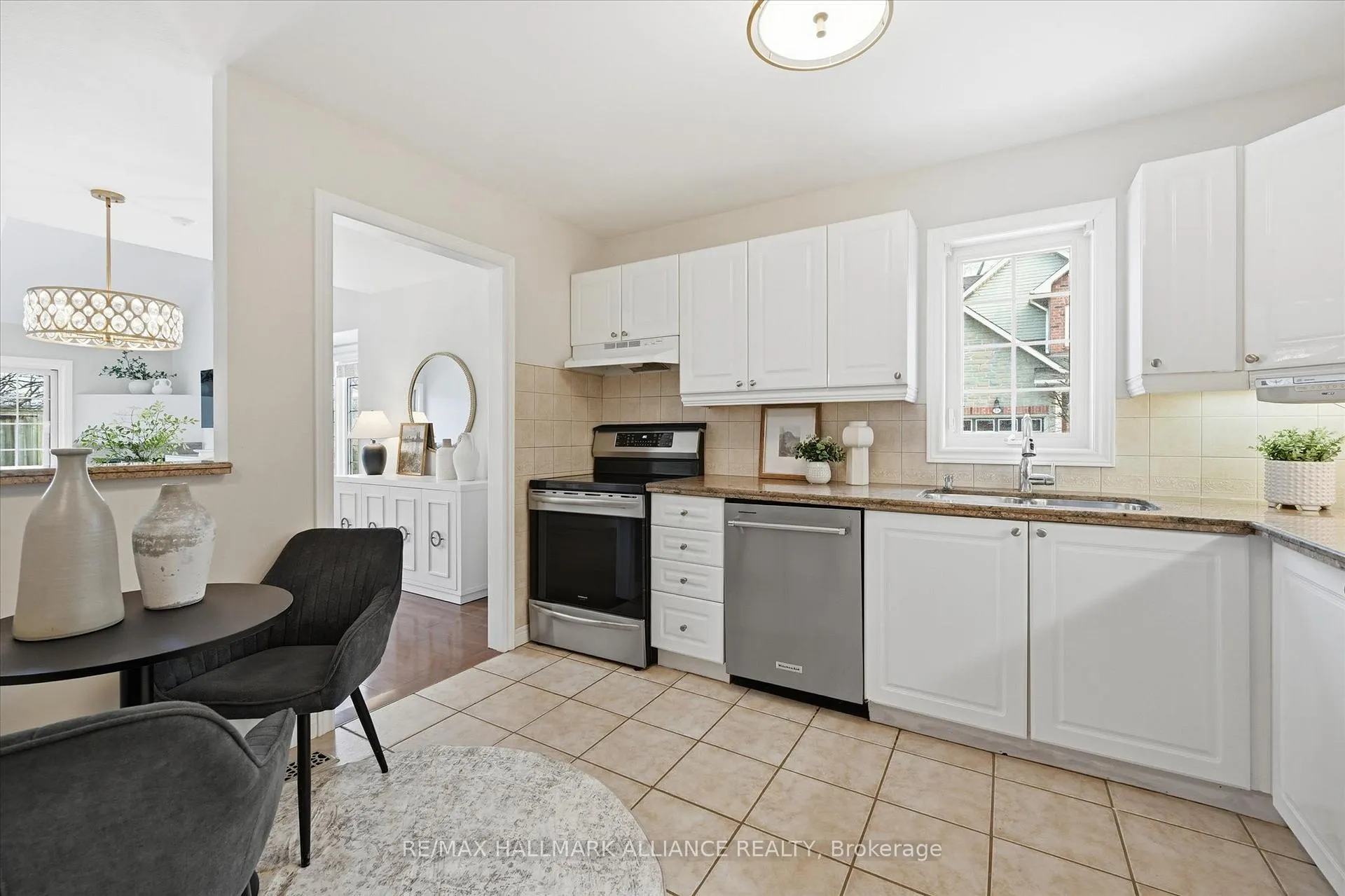 Photo 9 of Unit 12, 1275 Stephenson Drive, Burlington, Brant — HOMEH