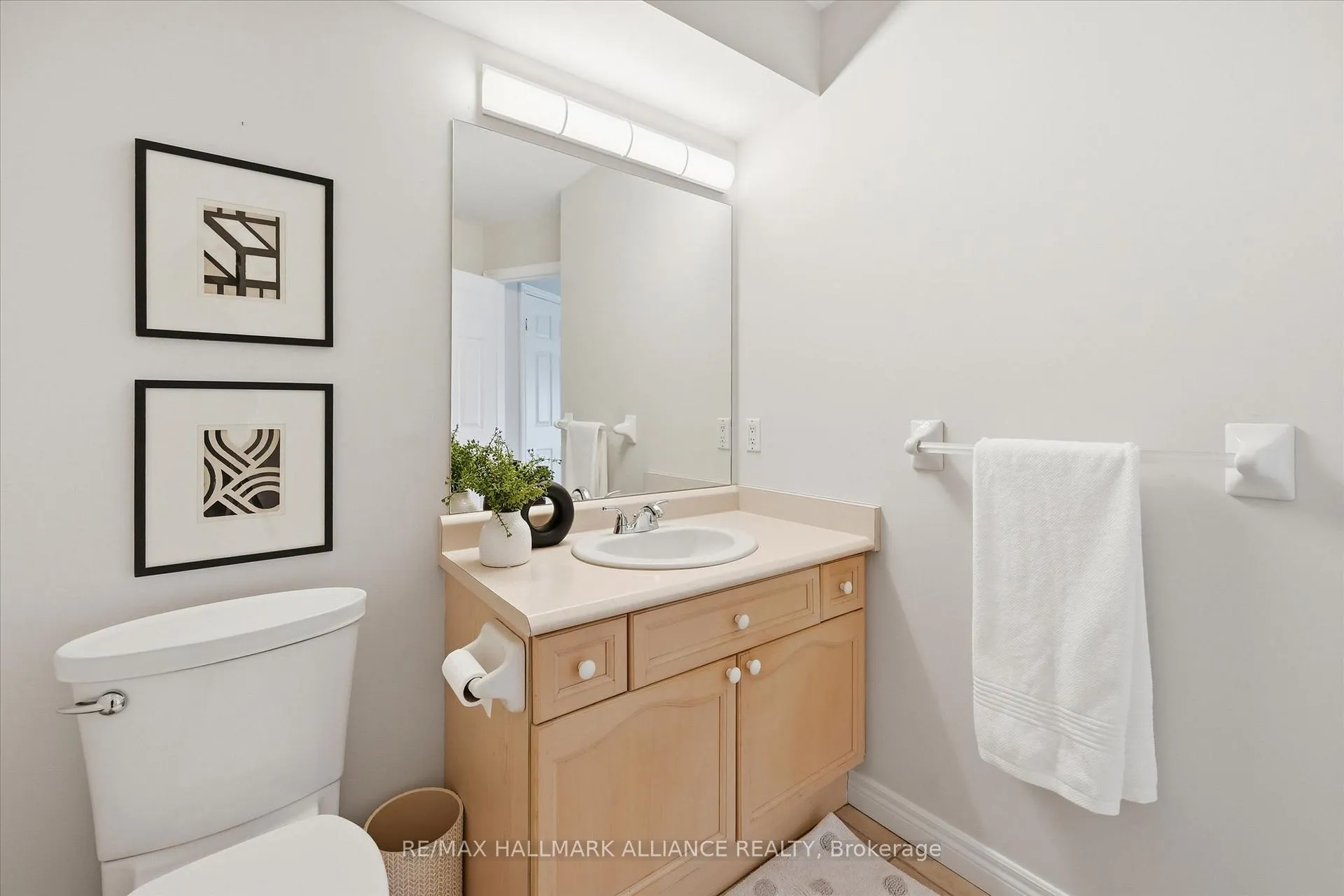 Photo 27 of Unit 12, 1275 Stephenson Drive, Burlington, Brant — HOMEH