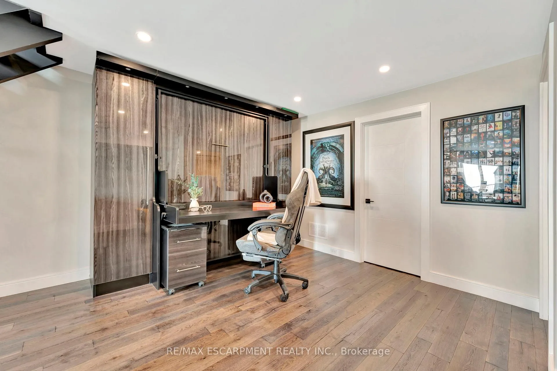 Photo 31 of Unit 3, 2136 Old Lakeshore Road, Burlington, Brant — HOMEH