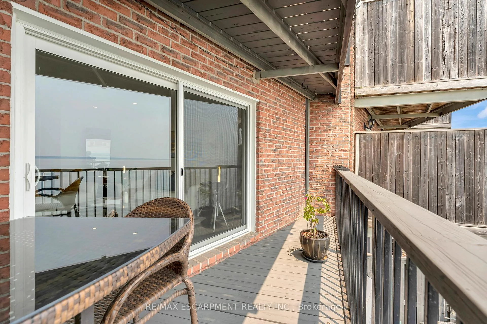 Photo 35 of Unit 3, 2136 Old Lakeshore Road, Burlington, Brant — HOMEH