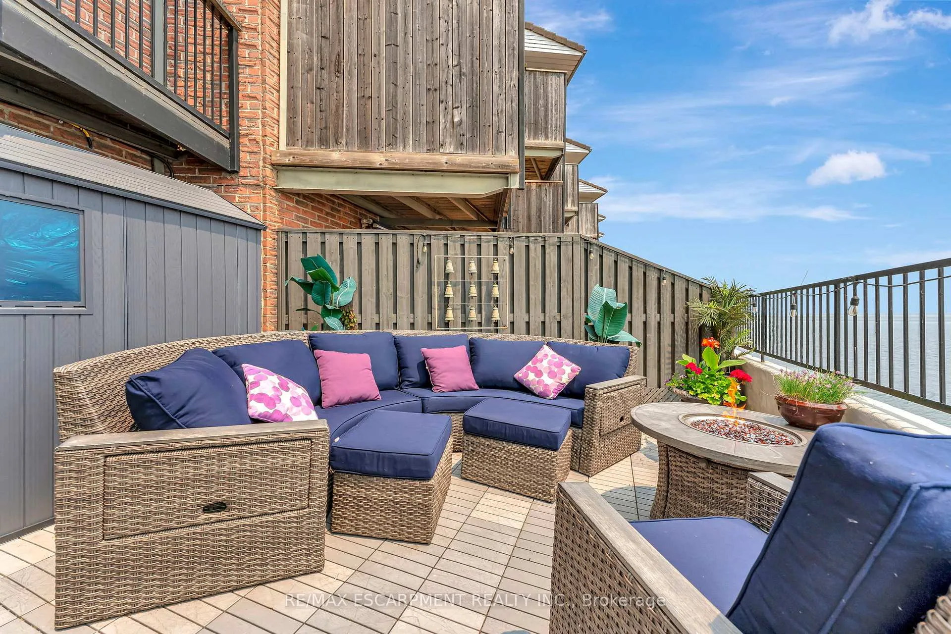 Photo 38 of Unit 3, 2136 Old Lakeshore Road, Burlington, Brant — HOMEH