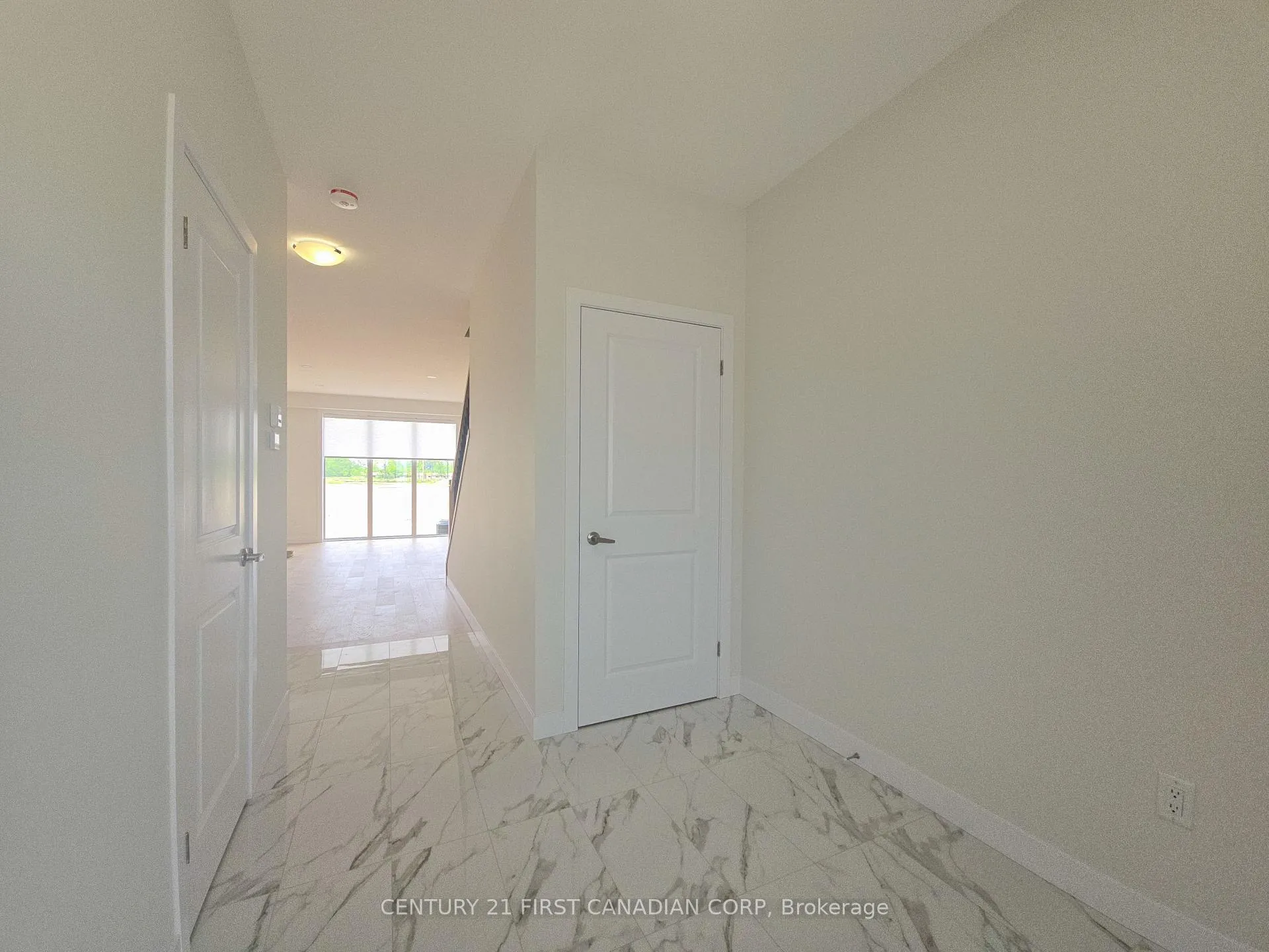 Photo 5 of 4241 Calhoun Way, London, South V — HOMEH