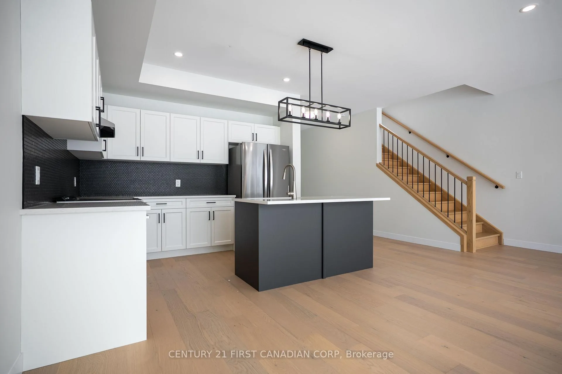 Photo 8 of 4241 Calhoun Way, London, South V — HOMEH