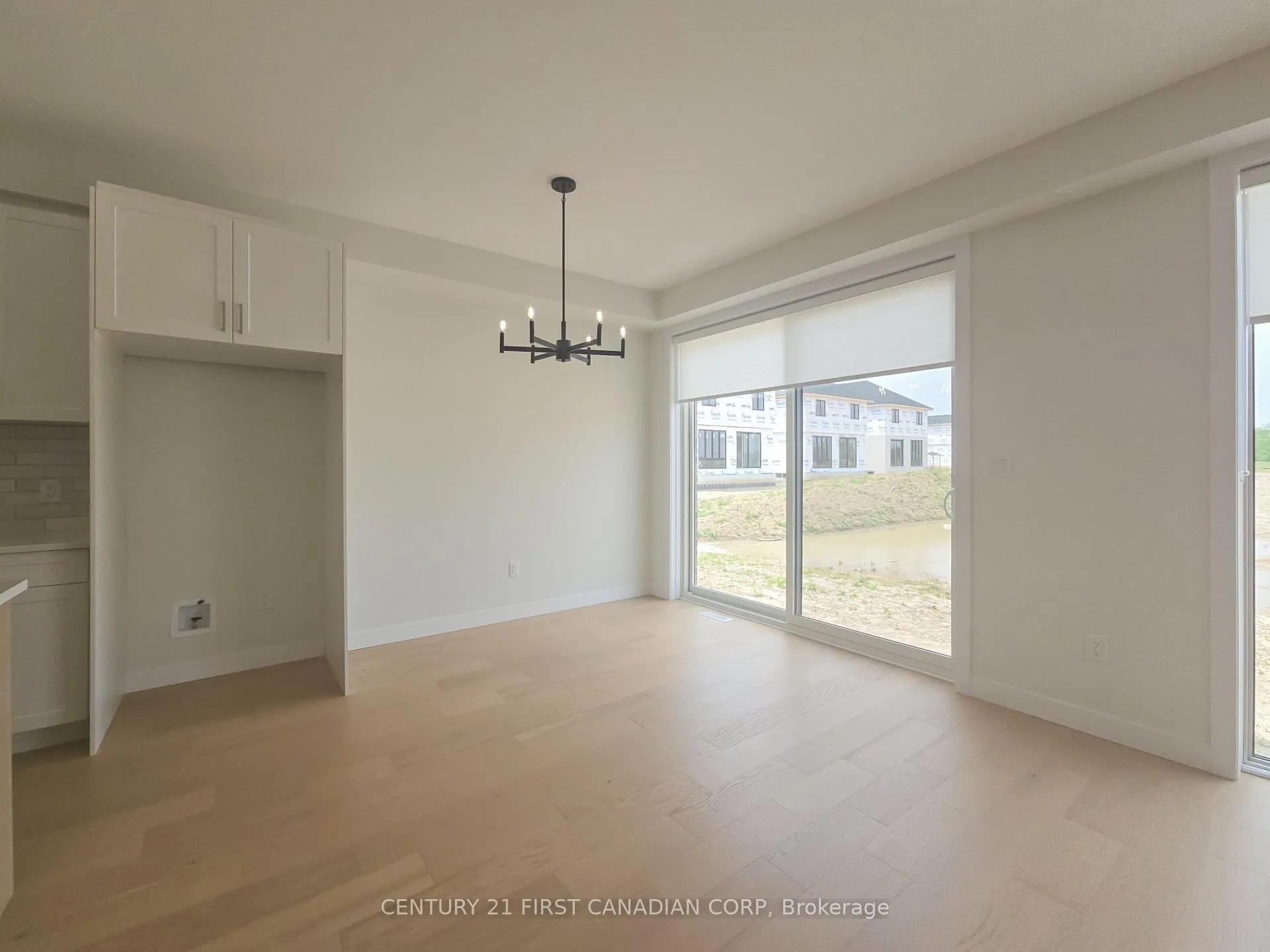 Photo 10 of 4241 Calhoun Way, London, South V — HOMEH