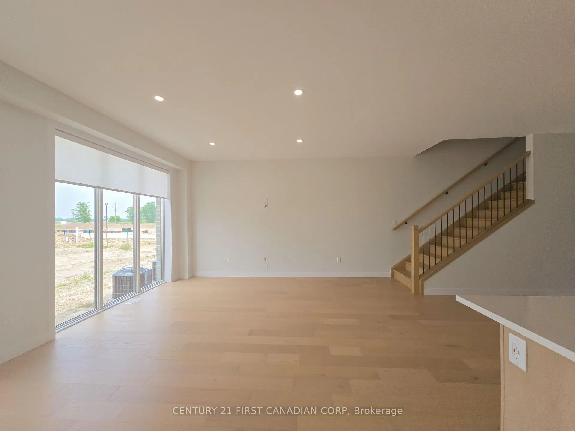 Photo 11 of 4241 Calhoun Way, London, South V — HOMEH