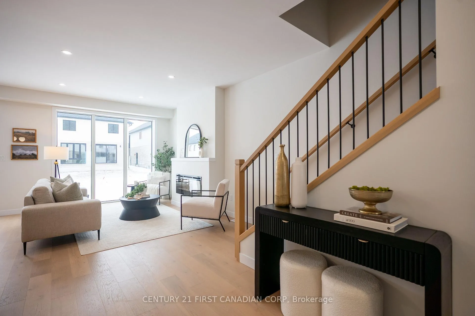 Photo 7 of 4273 Calhoun Way, London, South V — HOMEH