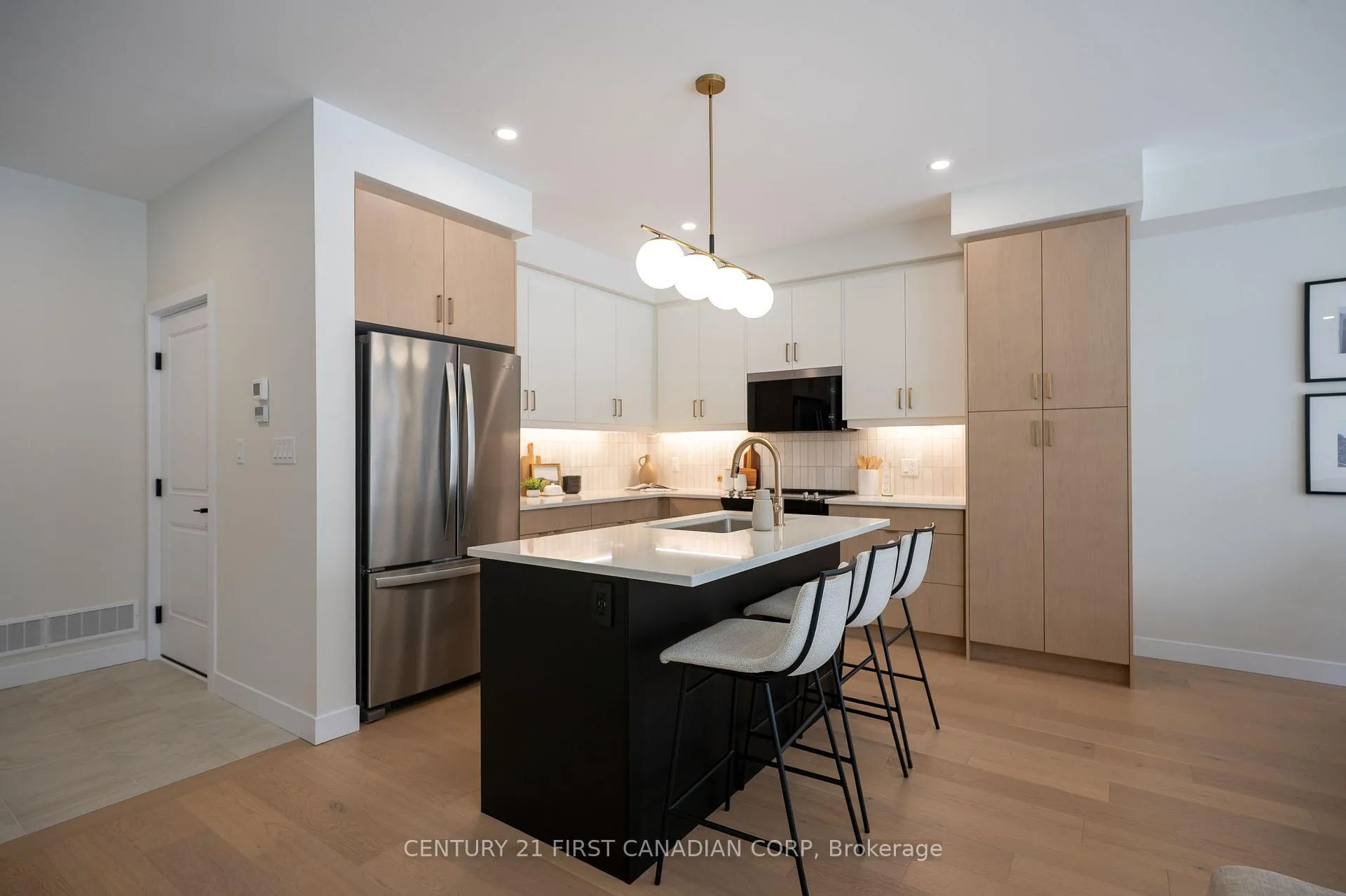 Photo 8 of 4273 Calhoun Way, London, South V — HOMEH