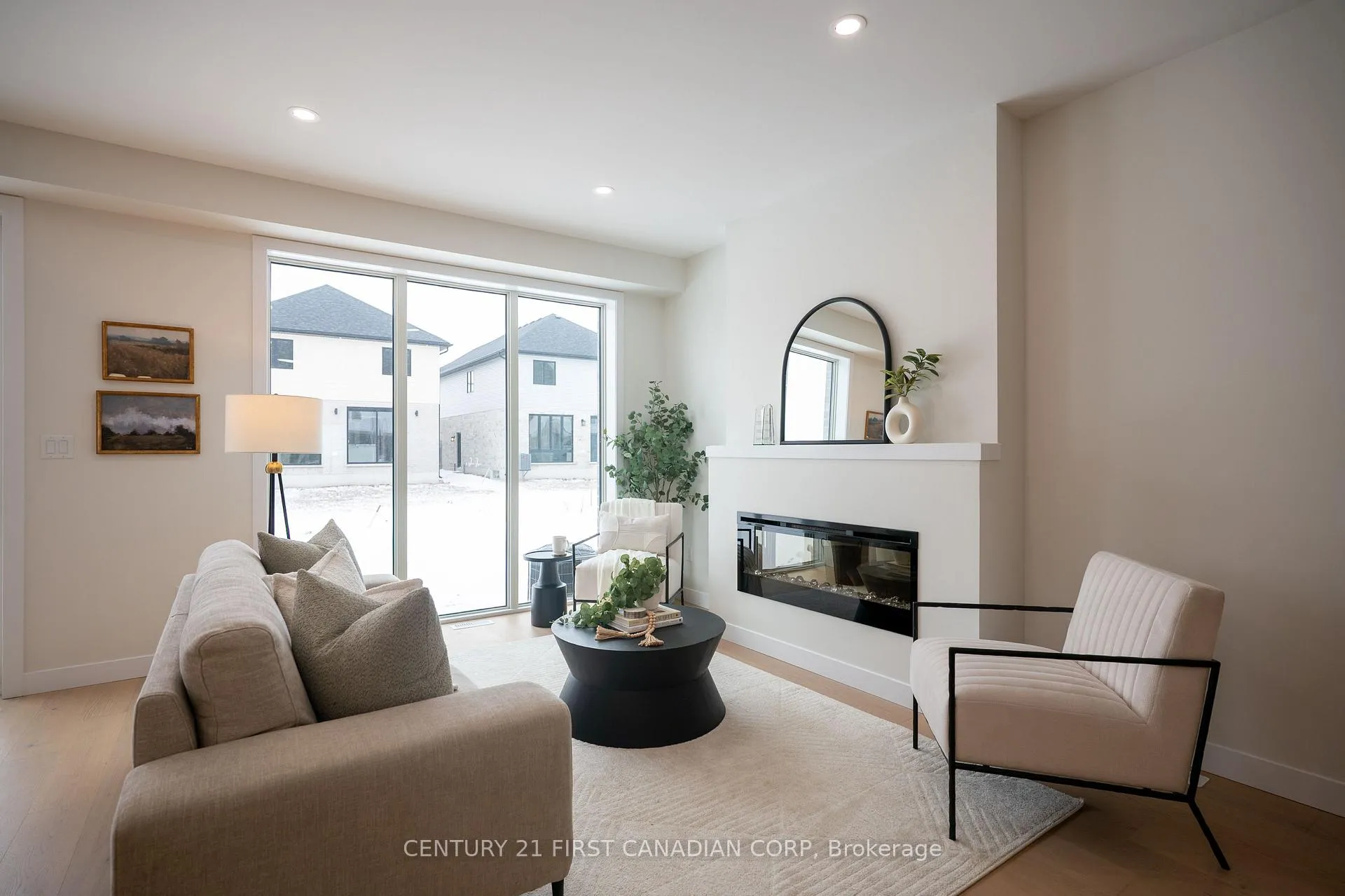 Photo 12 of 4273 Calhoun Way, London, South V — HOMEH