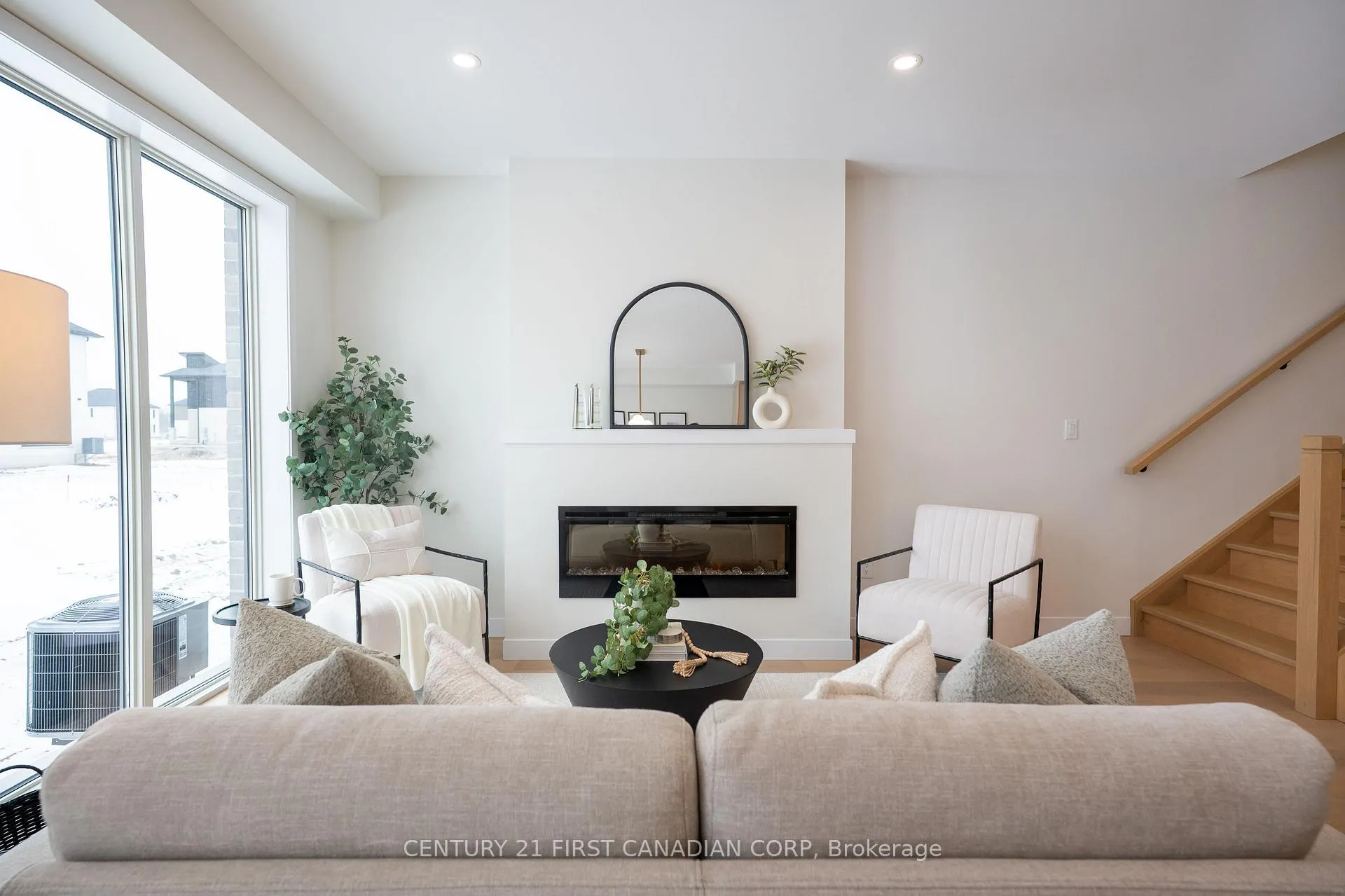 Photo 13 of 4273 Calhoun Way, London, South V — HOMEH