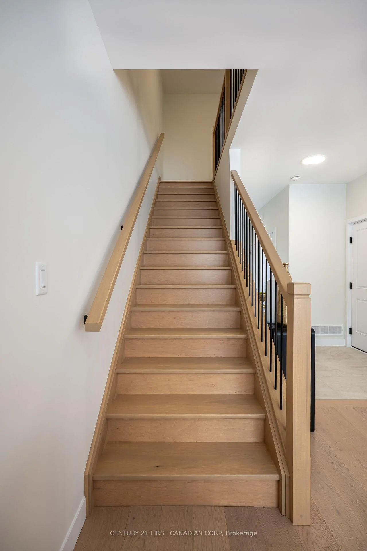 Photo 15 of 4273 Calhoun Way, London, South V — HOMEH