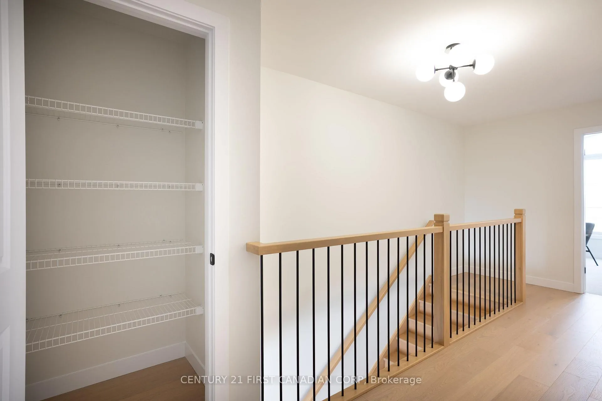 Photo 17 of 4273 Calhoun Way, London, South V — HOMEH