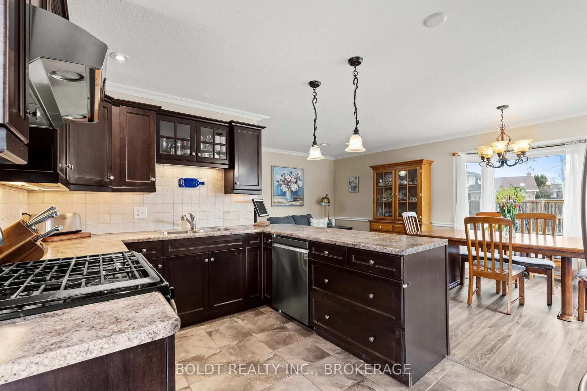 Photo 16 of 16 Stoney Brook Crescent, St. Catharines, Grapeview — HOMEH