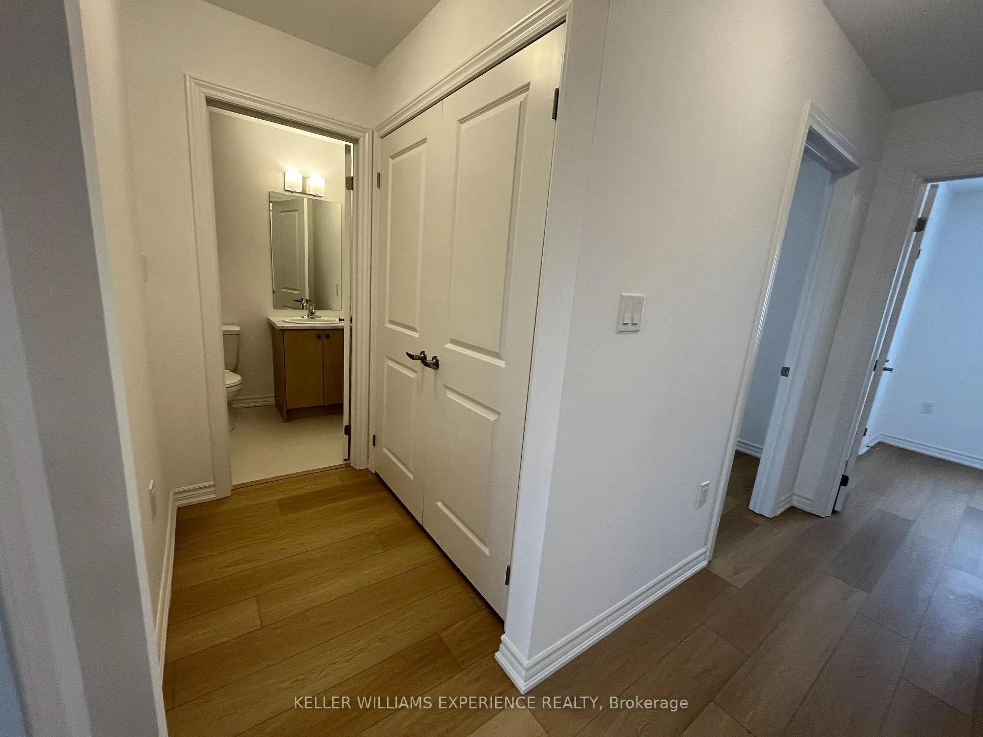 Photo 25 of 63 Harvest Crescent, Barrie, Rural Barrie Southeast — HOMEH