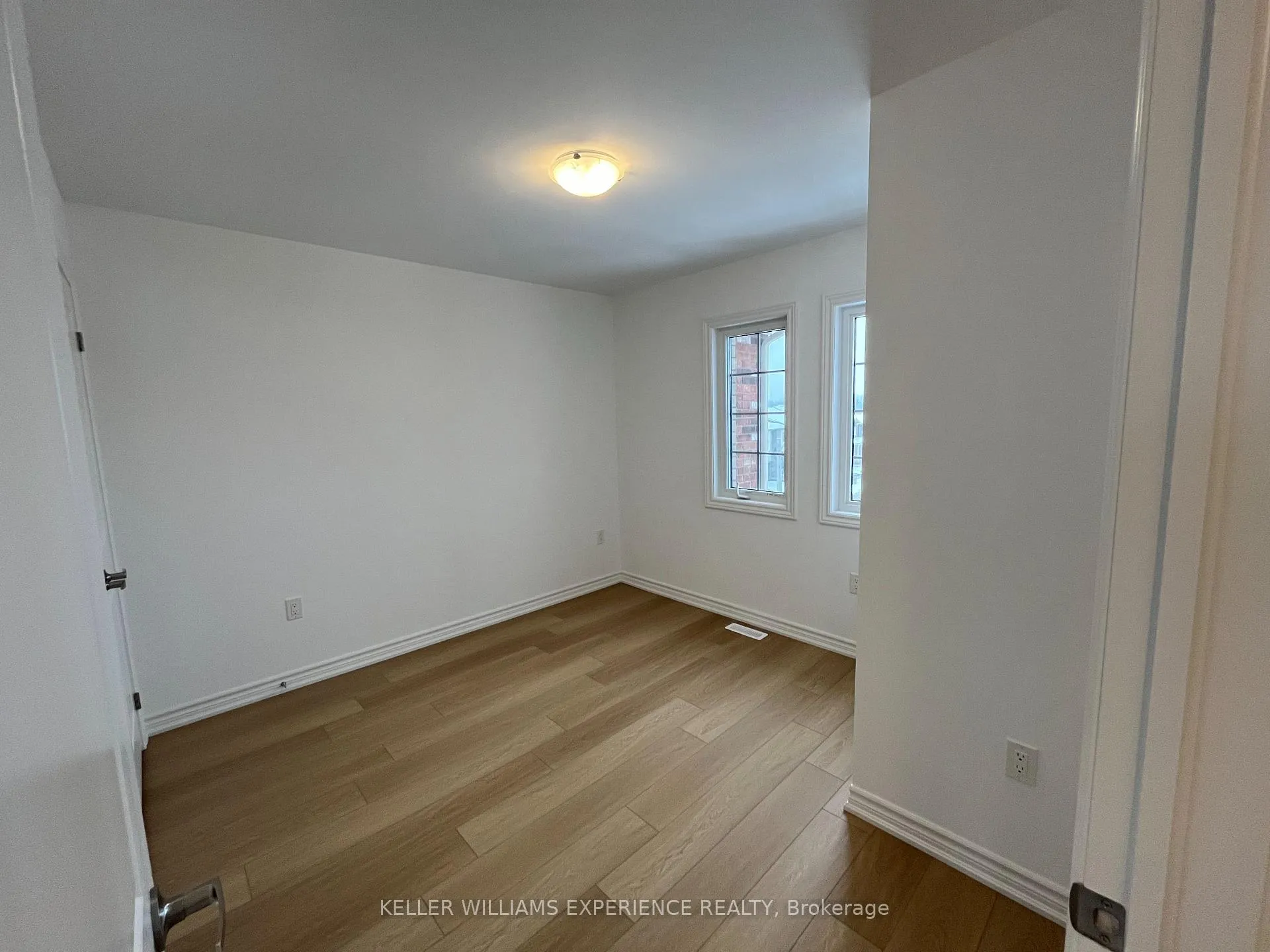 Photo 28 of 63 Harvest Crescent, Barrie, Rural Barrie Southeast — HOMEH