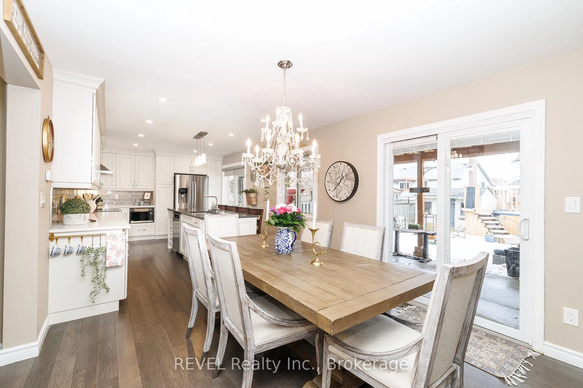 Photo 4 of 10 Bascary Crescent, St. Catharines, Rykert/Vansickle — HOMEH
