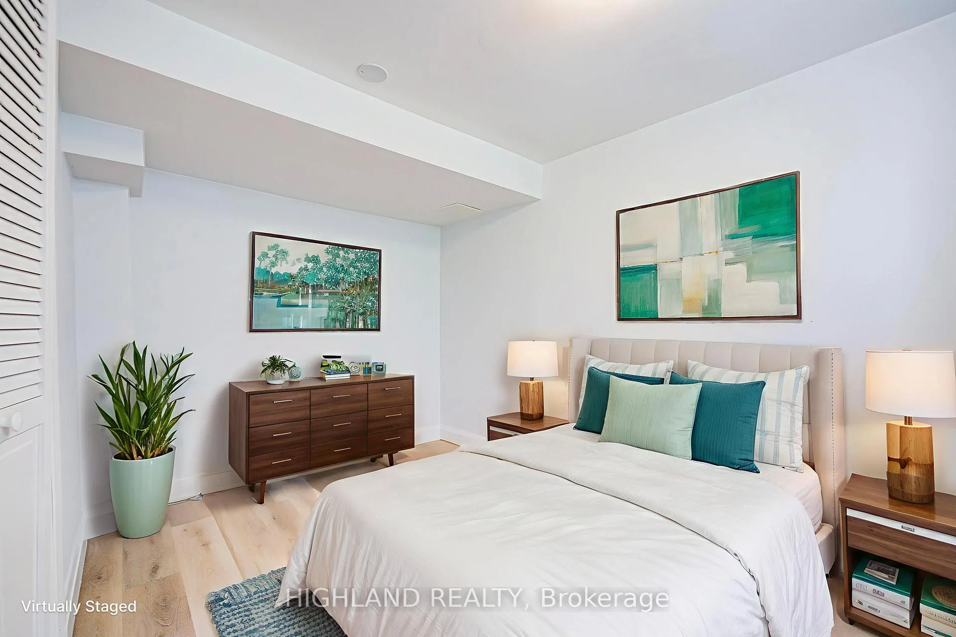 Photo 16 of 38 Esmond Crescent, Etobicoke, Elms-Old Rexdale — HOMEH