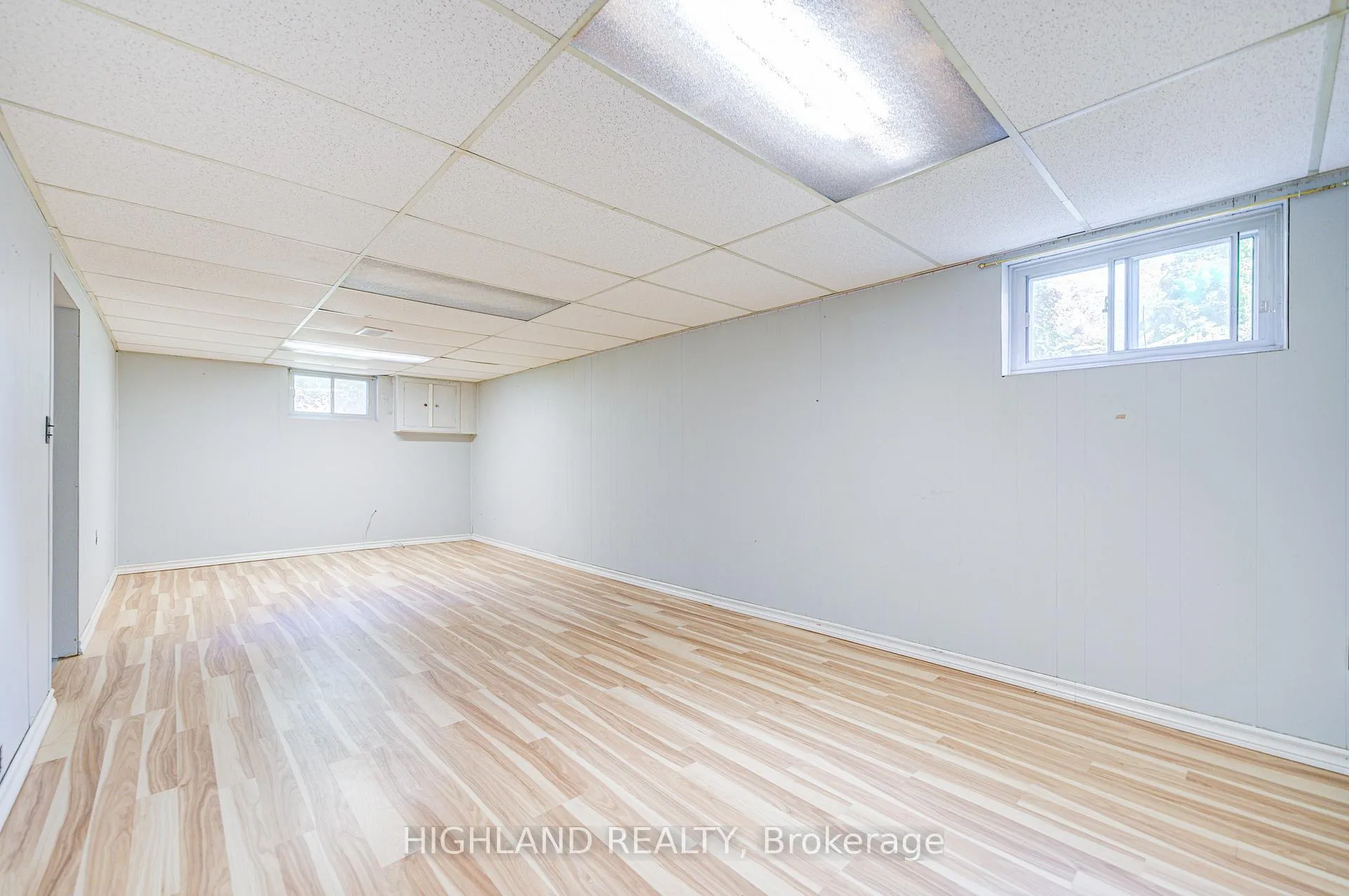 Photo 23 of 38 Esmond Crescent, Etobicoke, Elms-Old Rexdale — HOMEH
