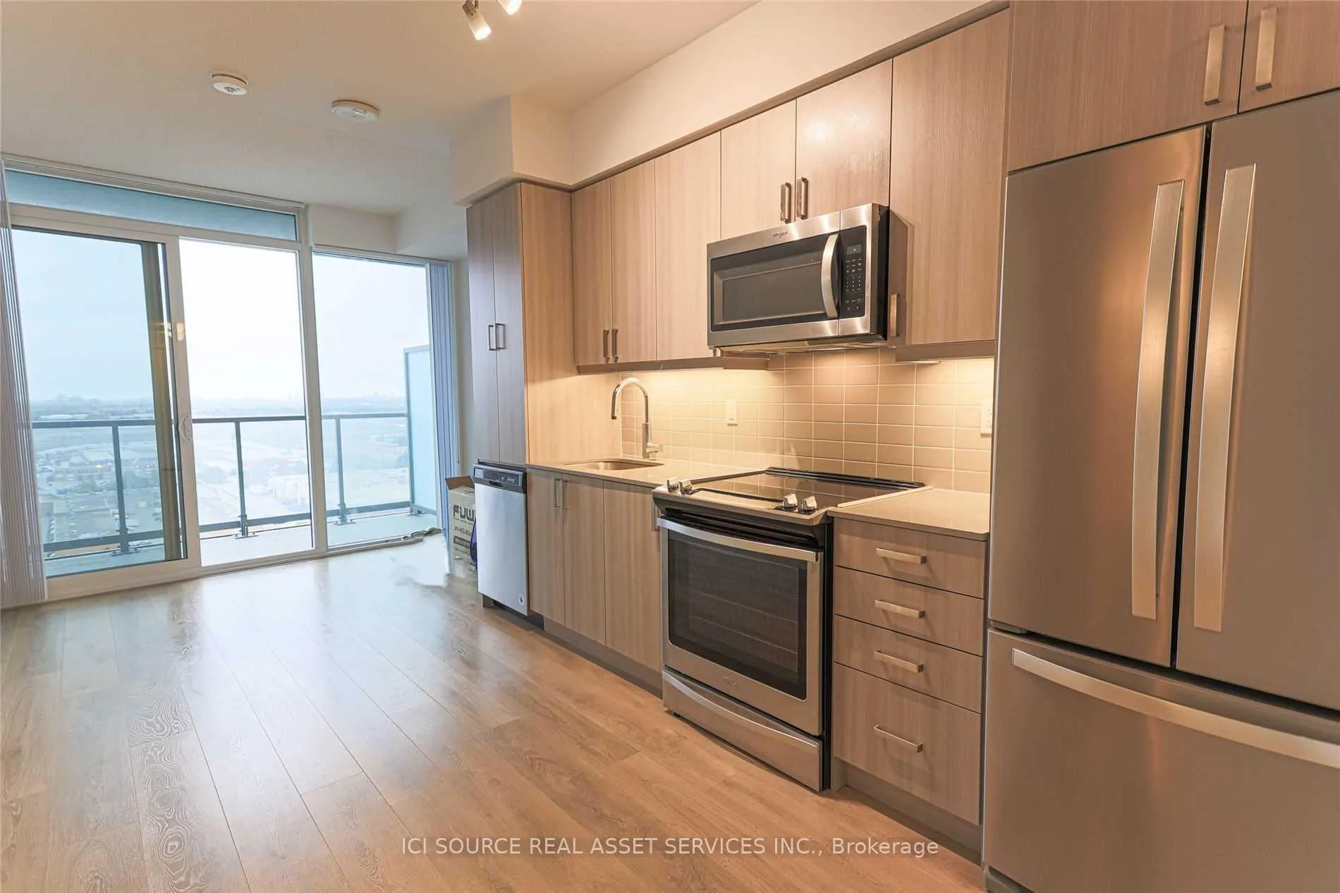 Photo 7 of Unit 2101, 7895 Jane Street, Vaughan, Concord — HOMEH