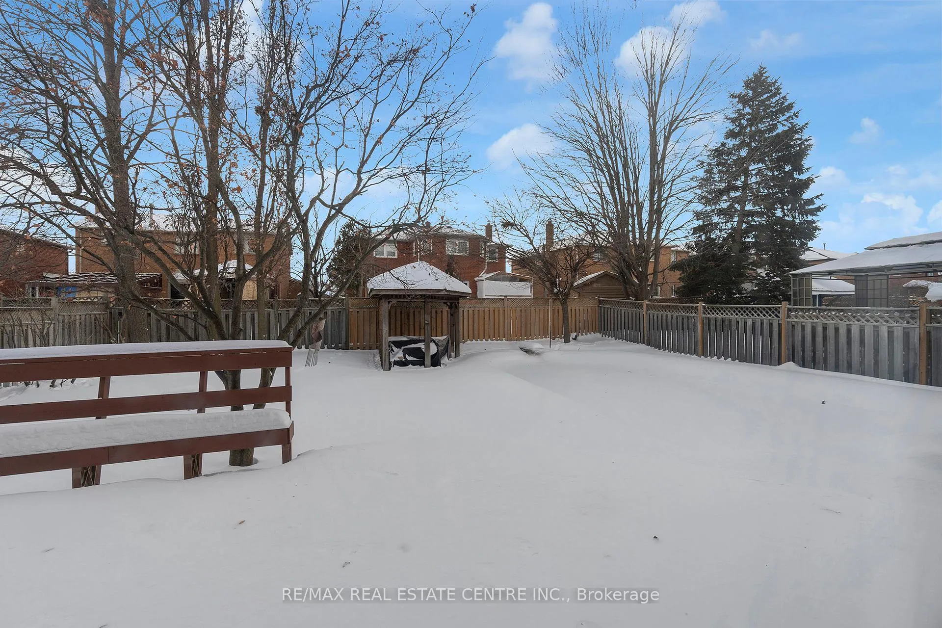 Photo 39 of 38 Sapphire Crescent, Brampton, Heart Lake West — HOMEH