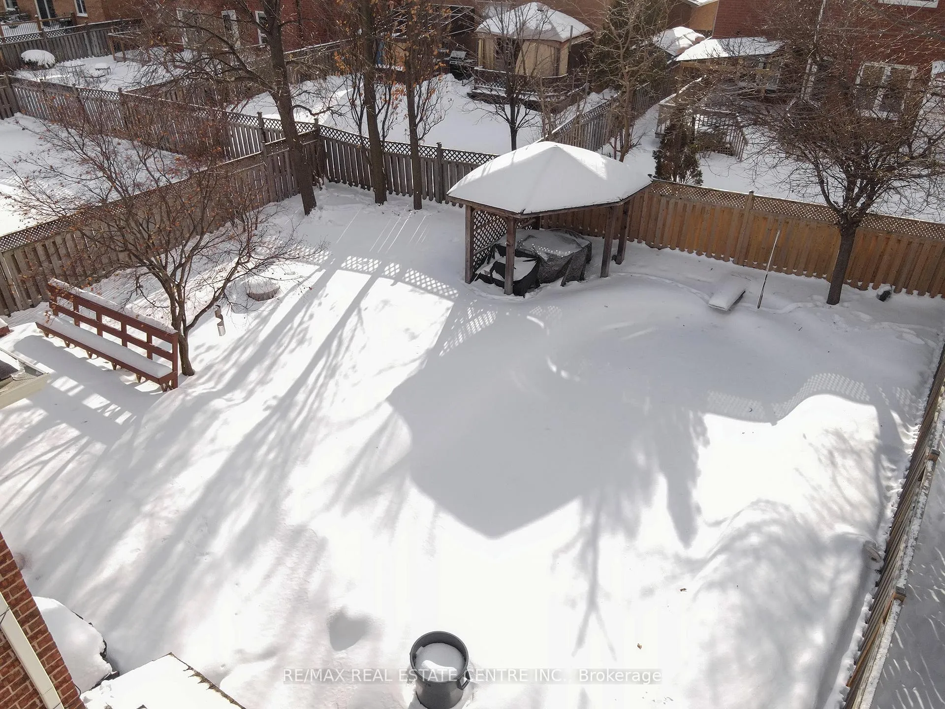Photo 40 of 38 Sapphire Crescent, Brampton, Heart Lake West — HOMEH
