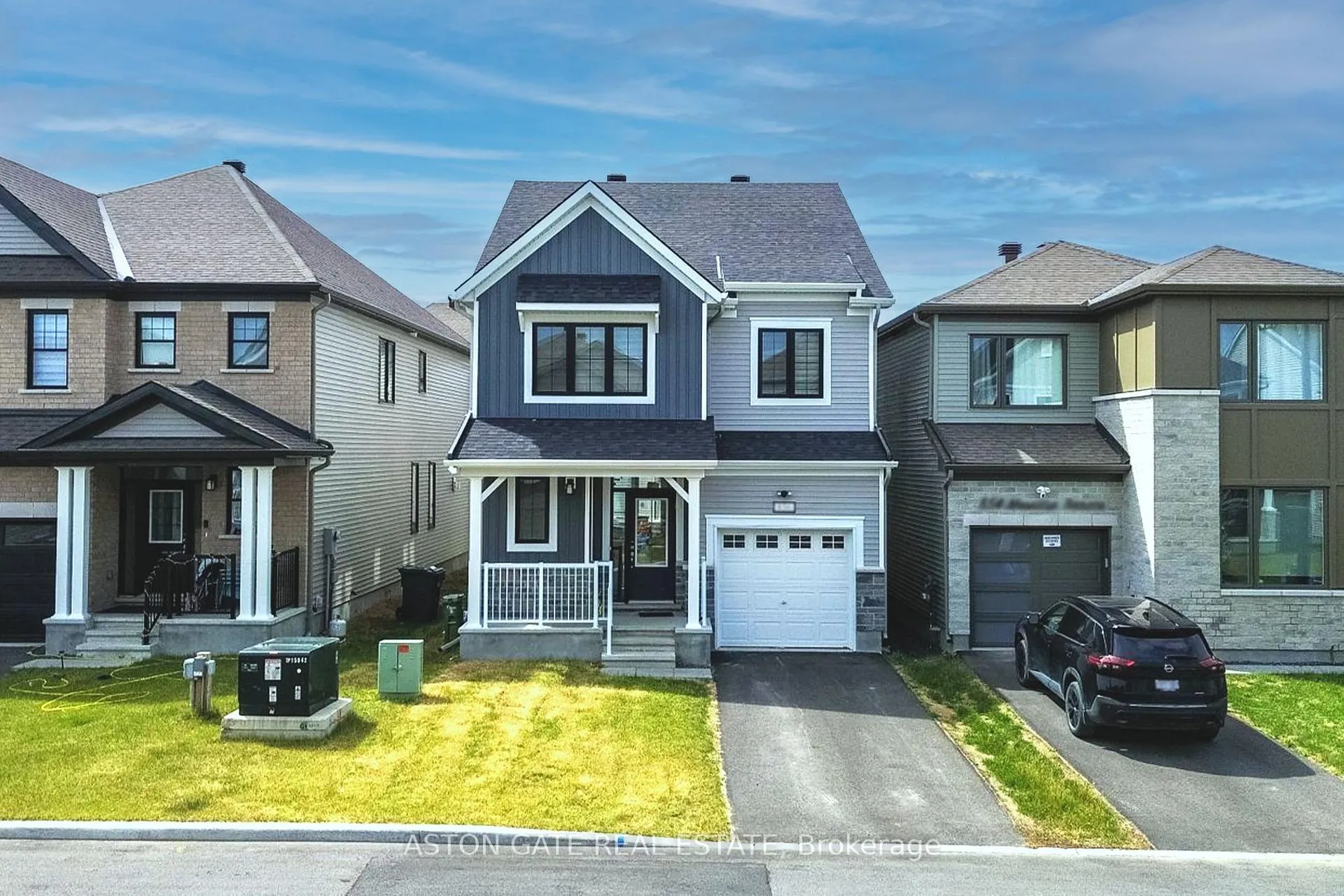Front of 856 Moonrise Terrace