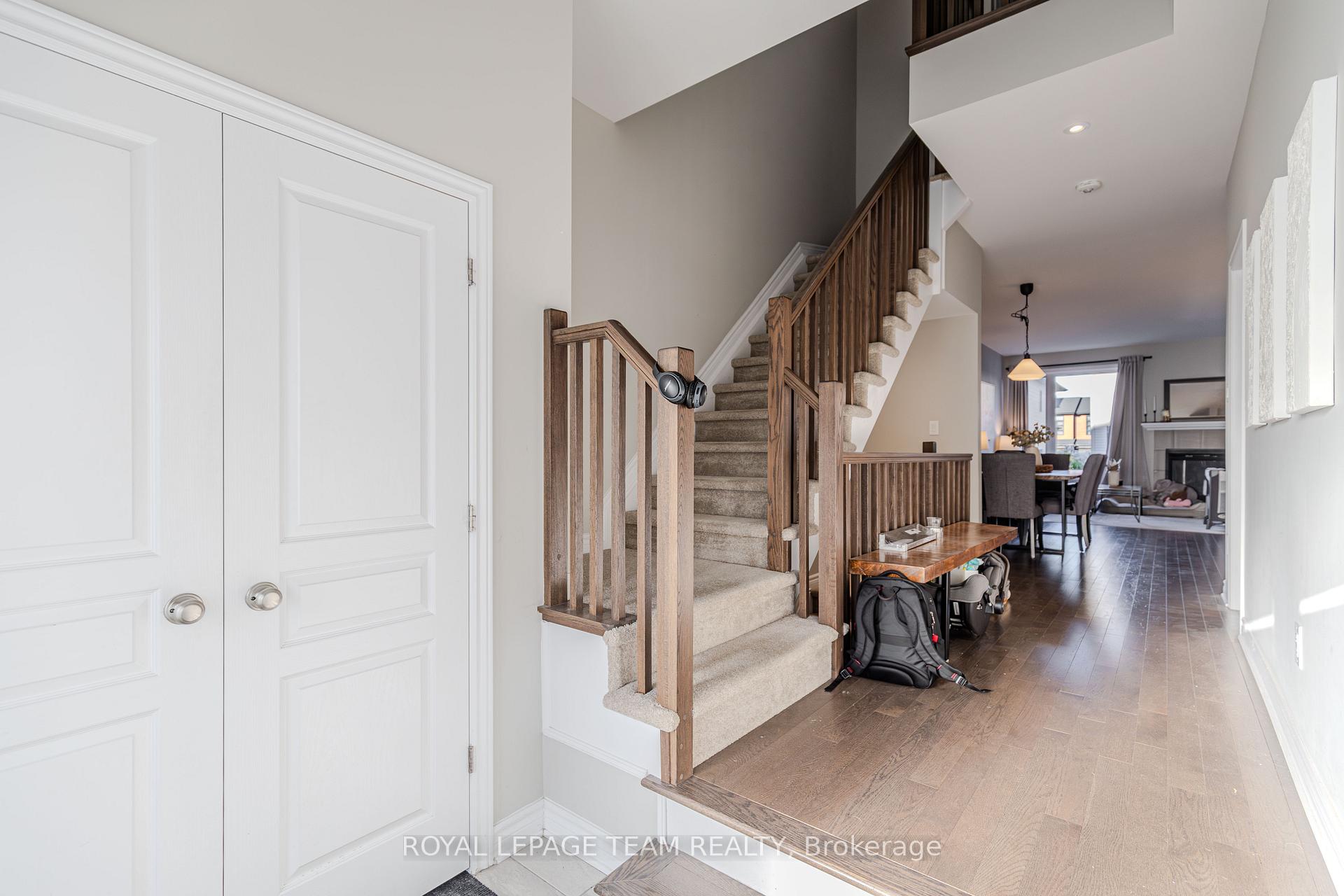 Photo 4 of 546 Triangle Street, Ottawa, Kanata - Emerald Meadows/Trailwest — HOMEH