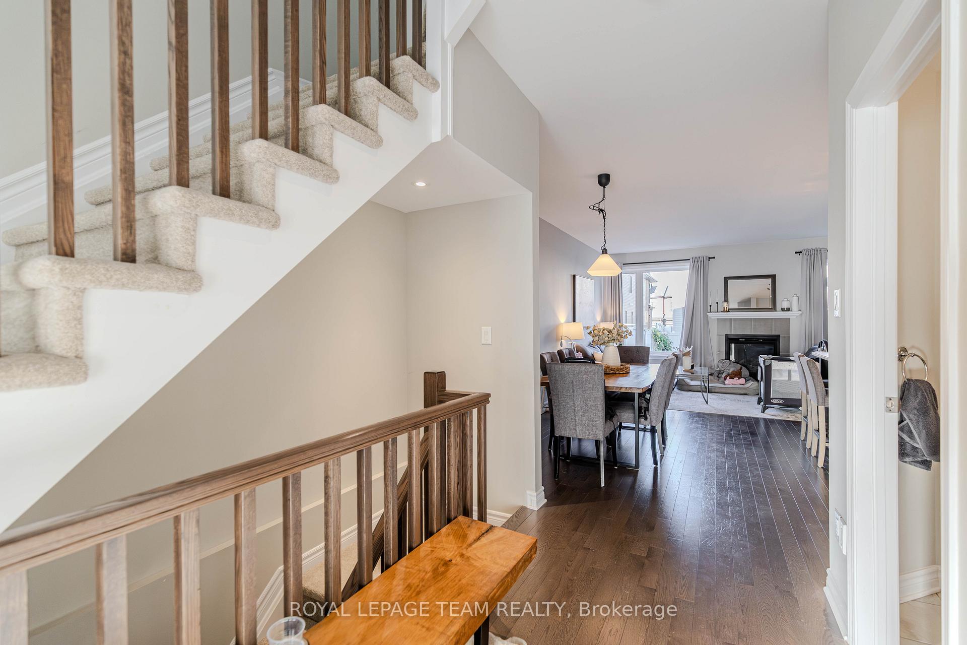 Photo 7 of 546 Triangle Street, Ottawa, Kanata - Emerald Meadows/Trailwest — HOMEH