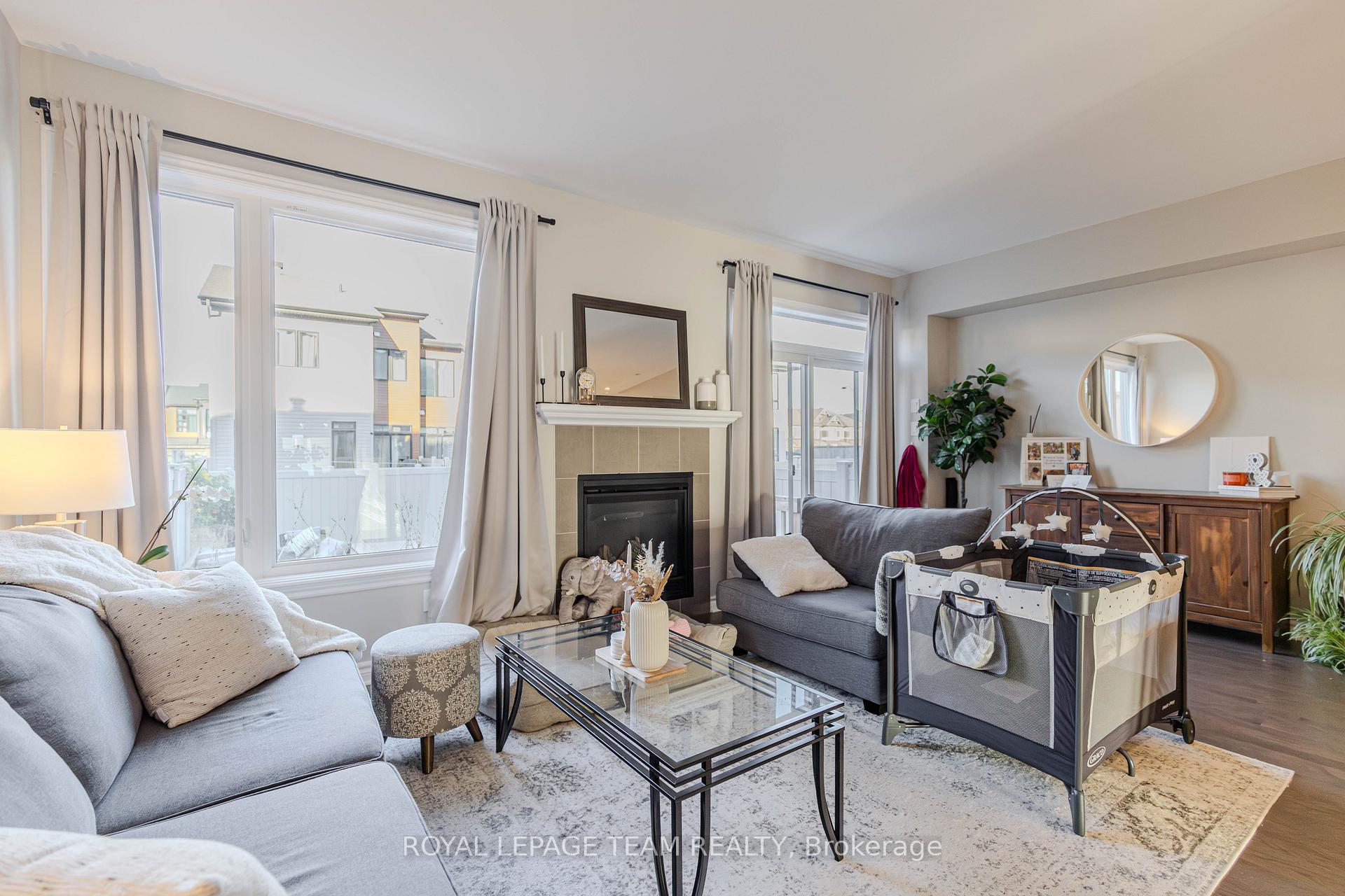Photo 12 of 546 Triangle Street, Ottawa, Kanata - Emerald Meadows/Trailwest — HOMEH