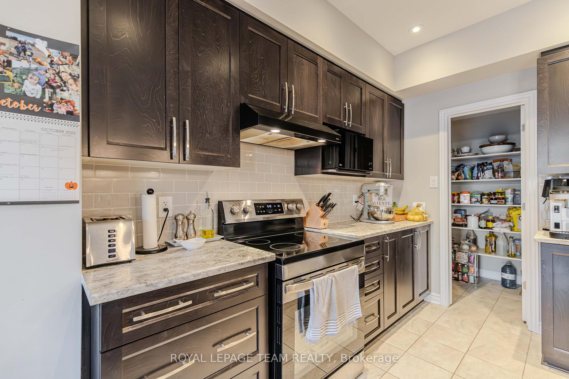 Photo 16 of 546 Triangle Street, Ottawa, Kanata - Emerald Meadows/Trailwest — HOMEH