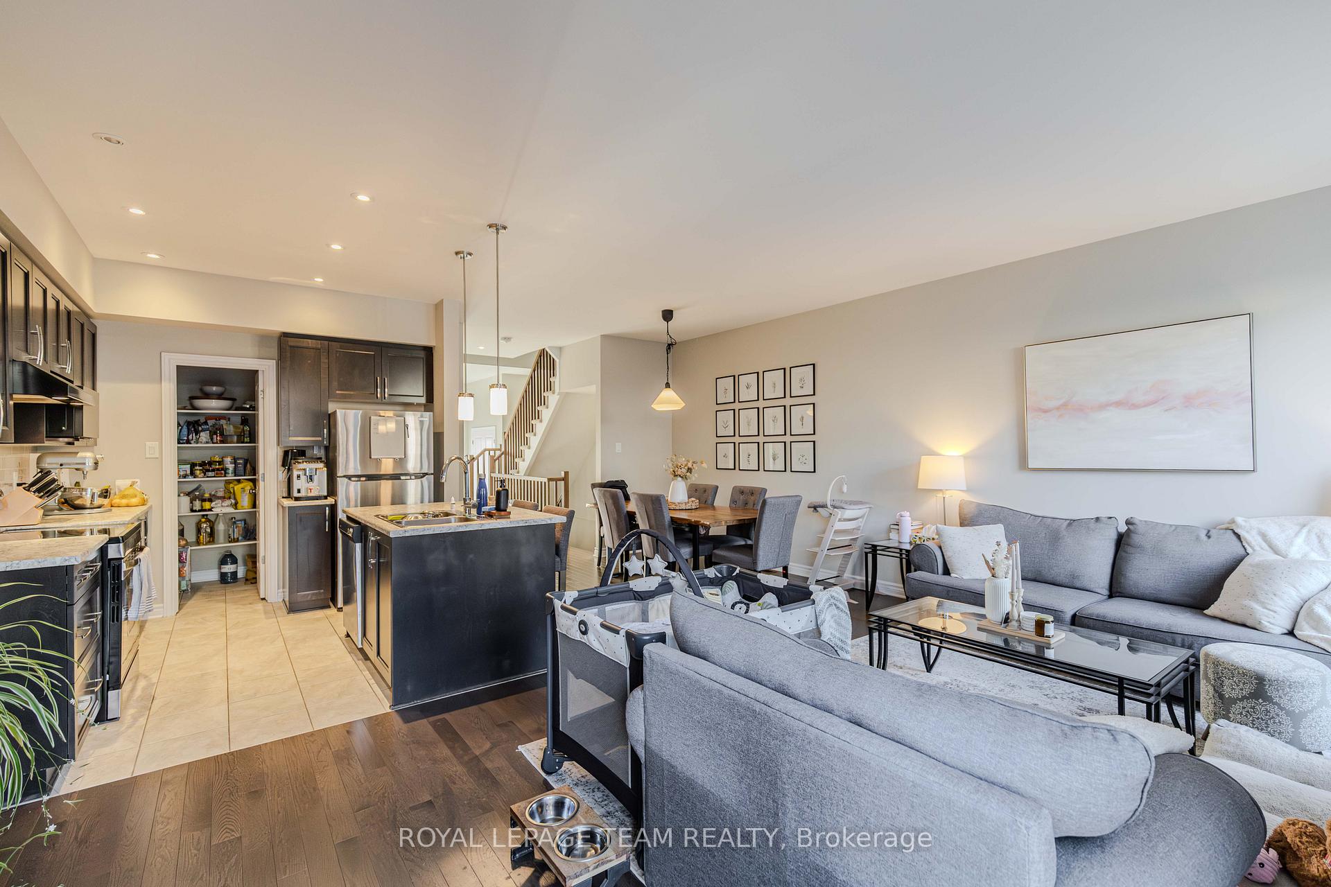 Photo 20 of 546 Triangle Street, Ottawa, Kanata - Emerald Meadows/Trailwest — HOMEH