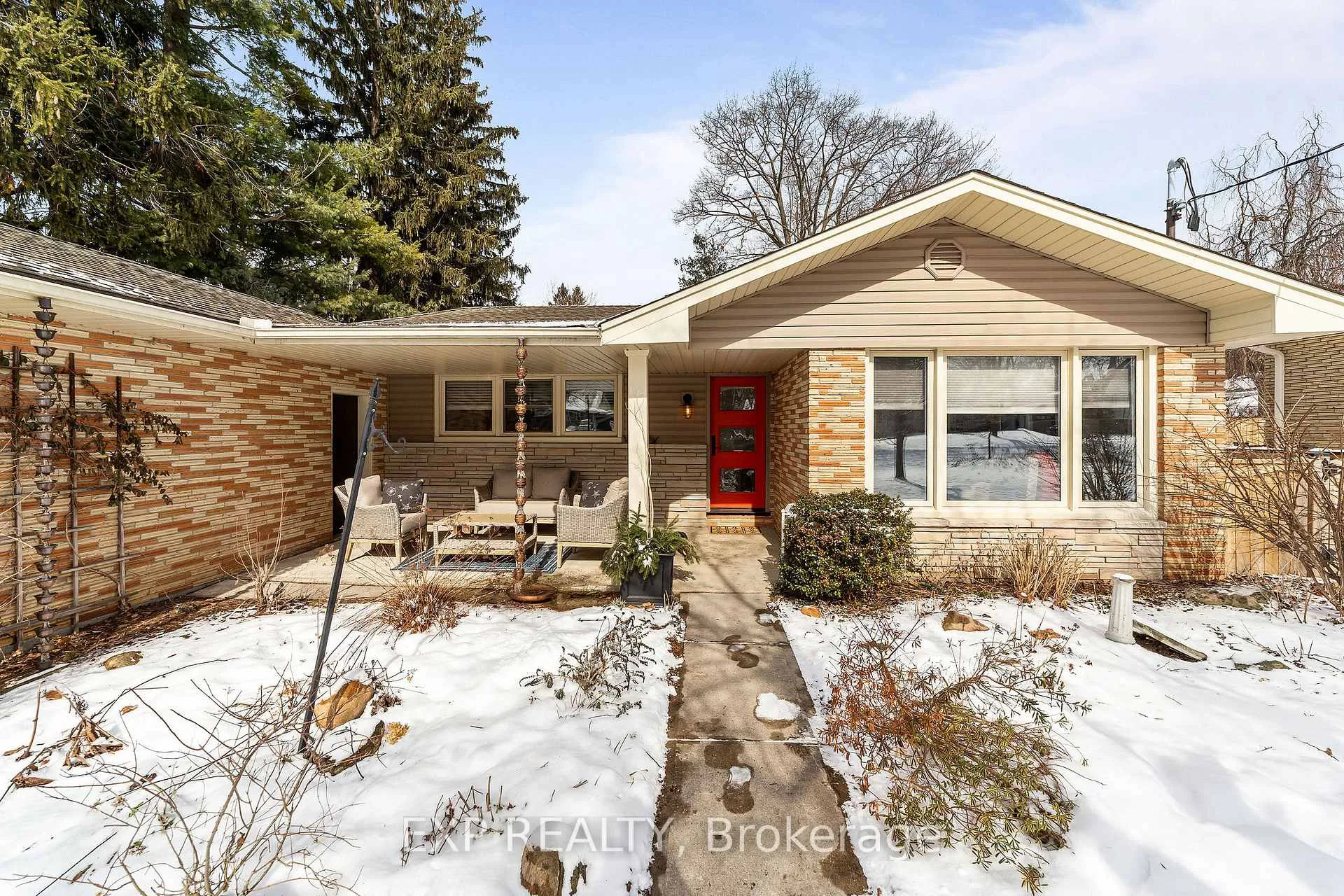 Photo 1 of 1301 Wayne Road, London, South K — HOMEH