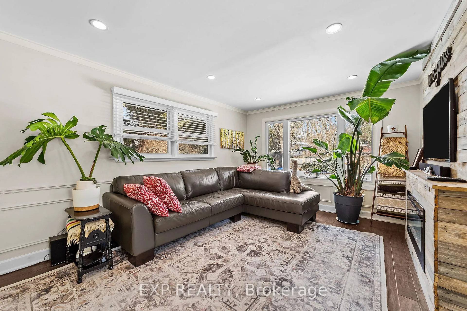 Photo 16 of 1301 Wayne Road, London, South K — HOMEH