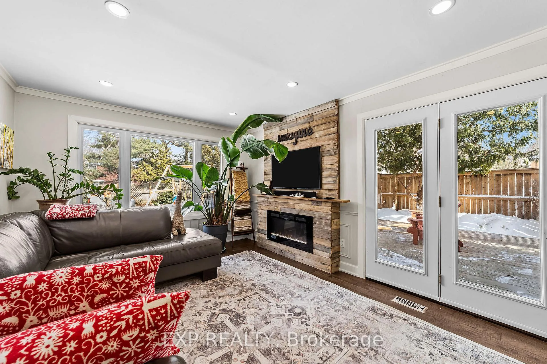Photo 17 of 1301 Wayne Road, London, South K — HOMEH