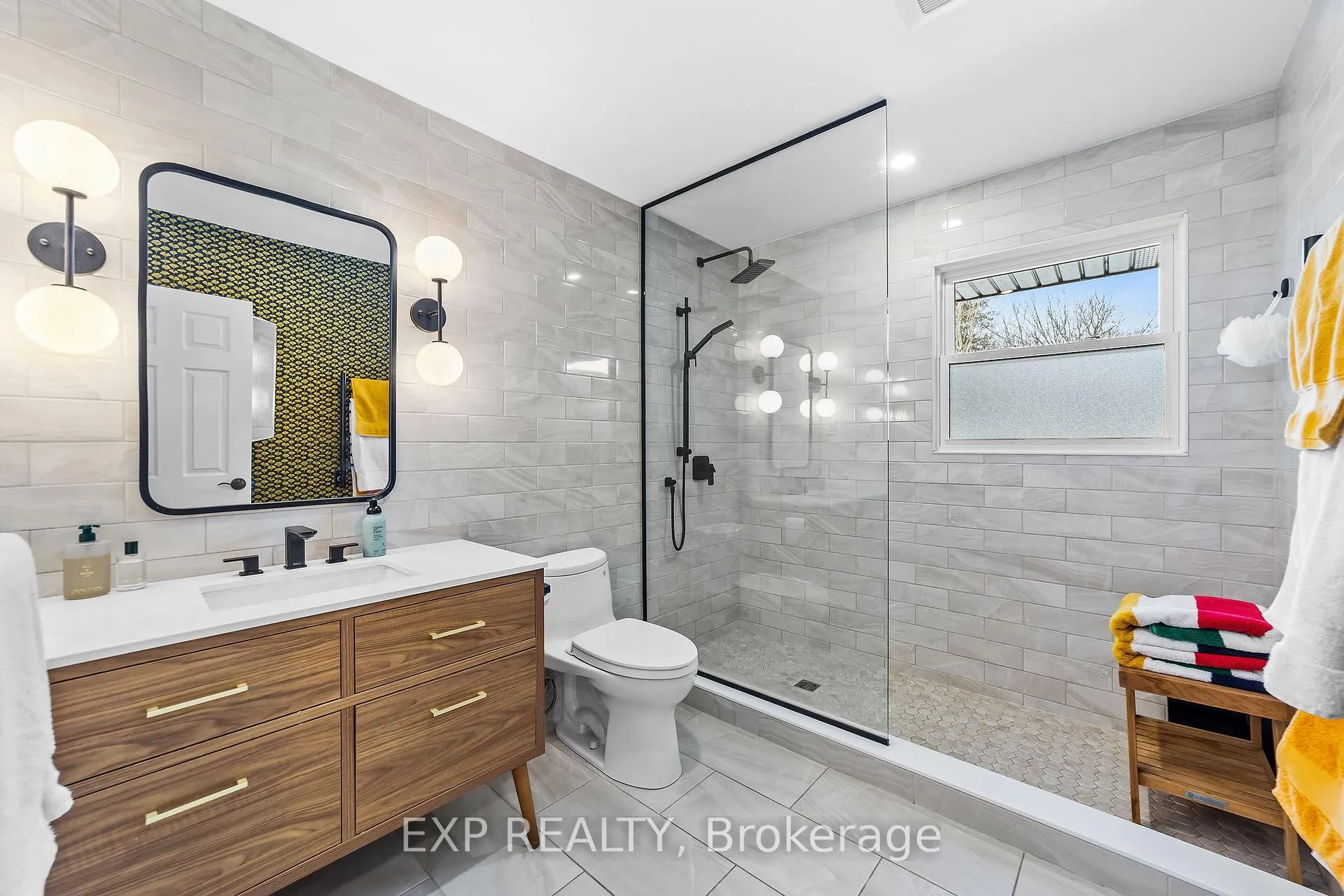 Photo 21 of 1301 Wayne Road, London, South K — HOMEH